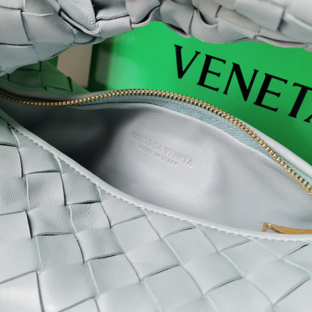 Bottega Veneta Jodie Hobo-23x28x8CM