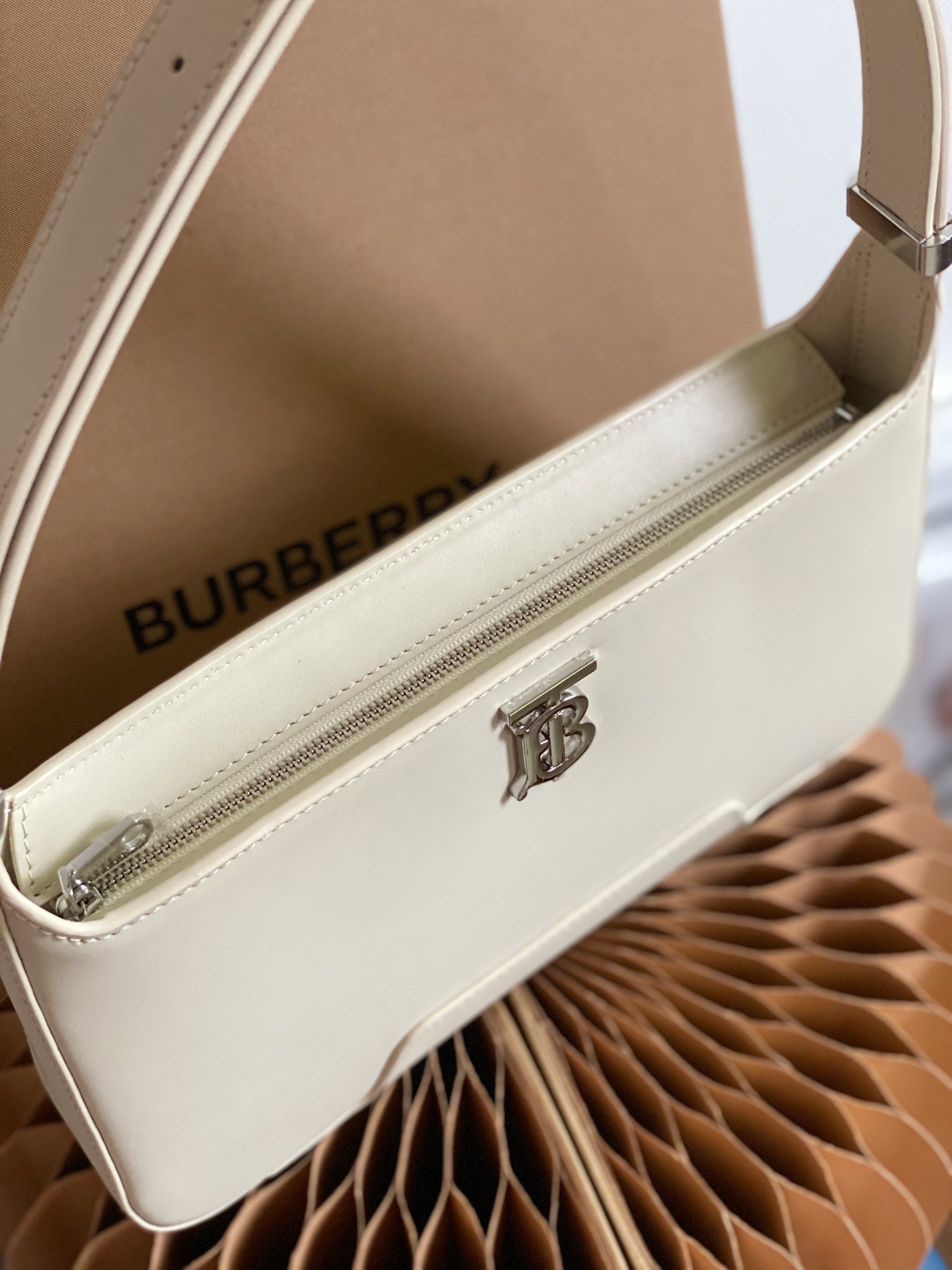 Burberry Thomas Burberry Bag-28 x 5 x 14CM
