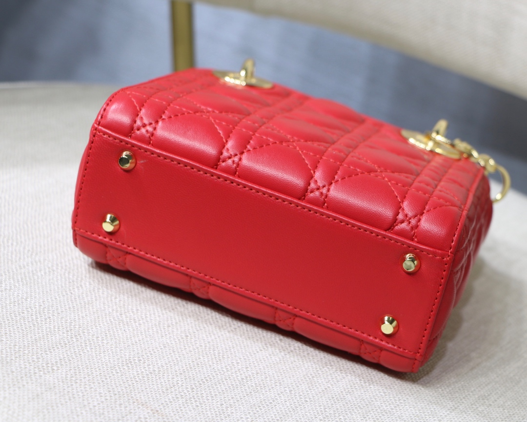 Lady Diro Mini-17*15*8CM
