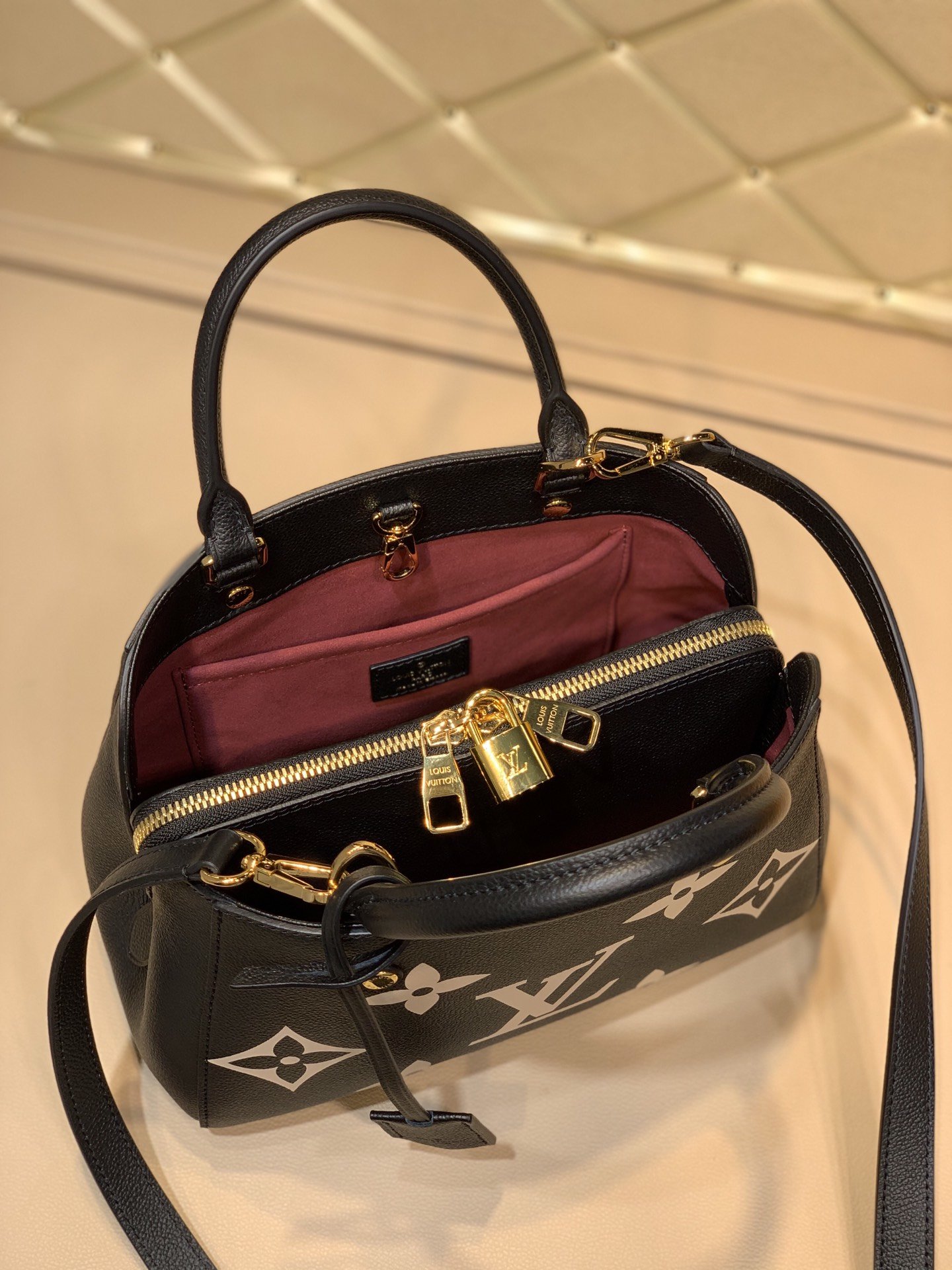 Louis Vuitton Montaigne BB-29*20*13CM