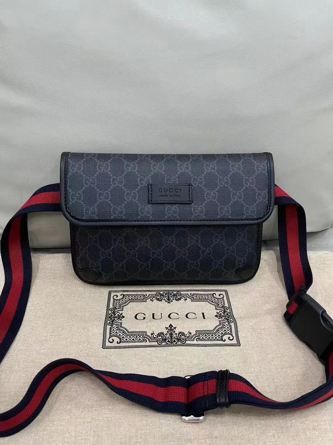 GUCCI Vintage GG Supreme Brossbody Bag-20X13X2.5CM