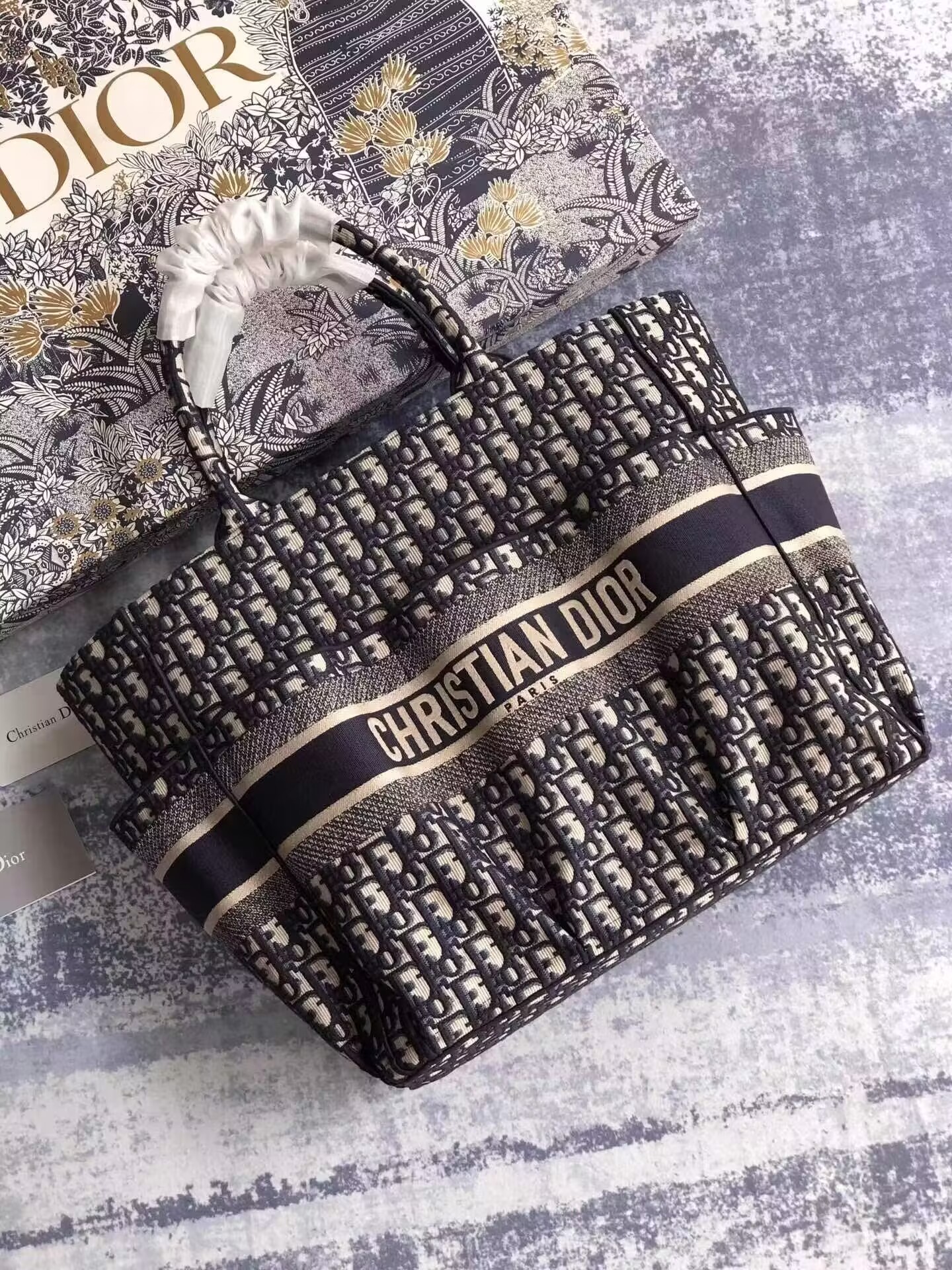 Diro Book Tote-34.5*17.5*30CM