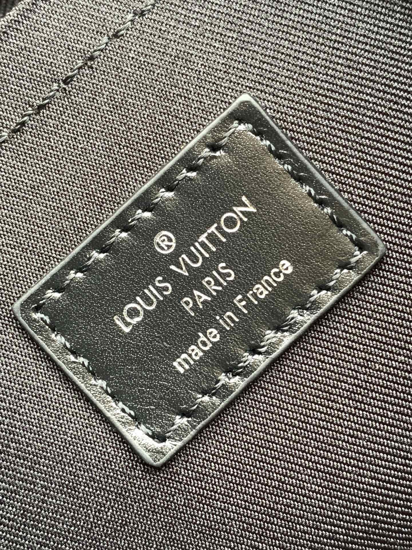Louis Vuitton Noé Cargo-M13985-24 x 16 x 22CM Louis Vuitton Noé Cargo-M13985-24 x 16 x 22CM