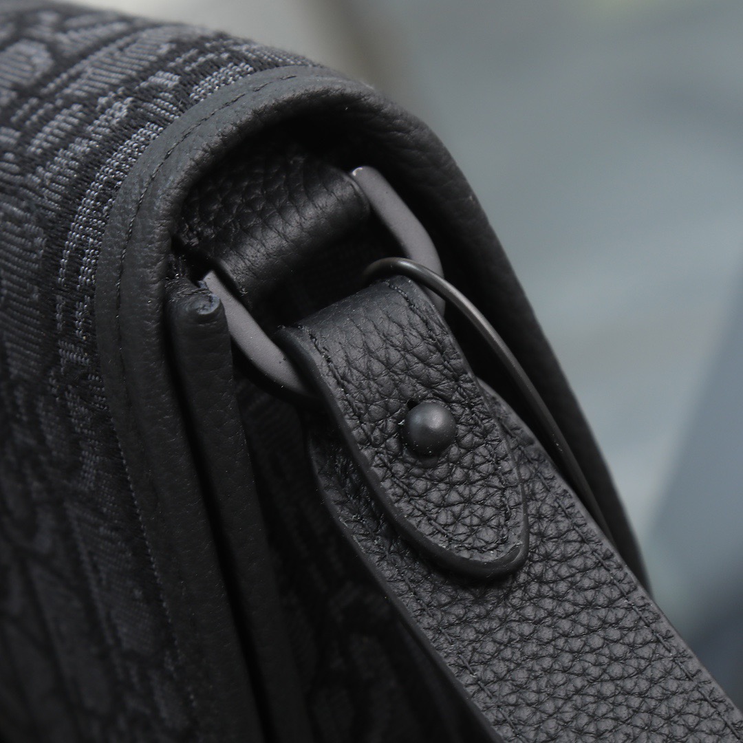 Diro Saddle Bag-20.5*16*5CM Diro Saddle Bag-20.5*16*5CM