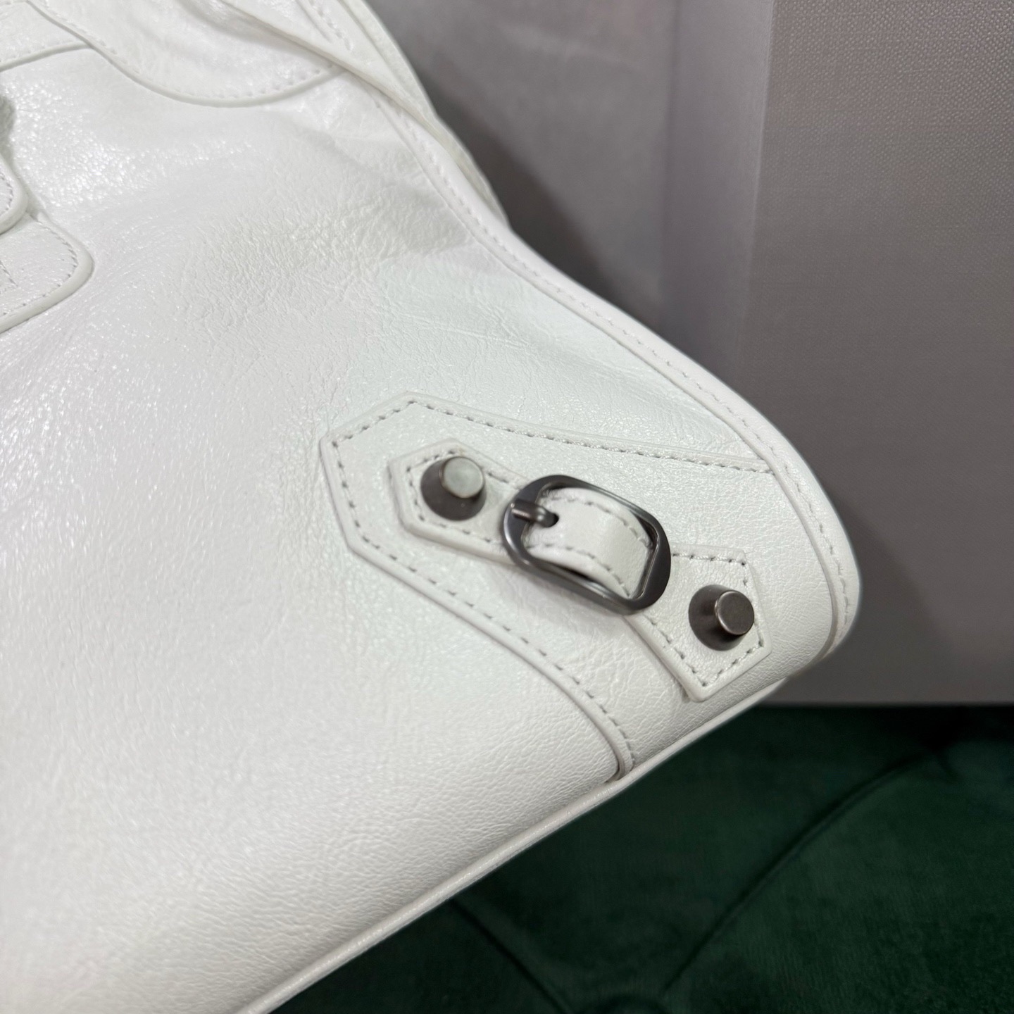 Balenciag Women’s Le City Bag in Optic White-38*24*14CM