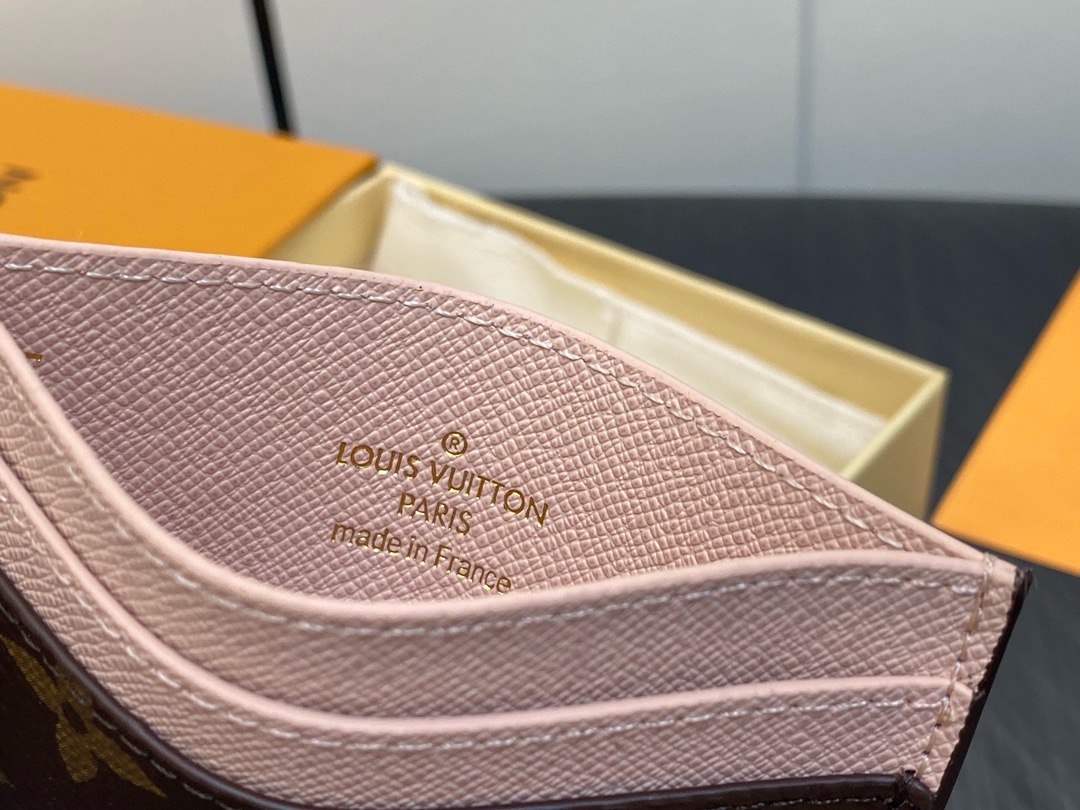 Louis Vuitton Charms Wallet-10.2*7.3*0.3CM