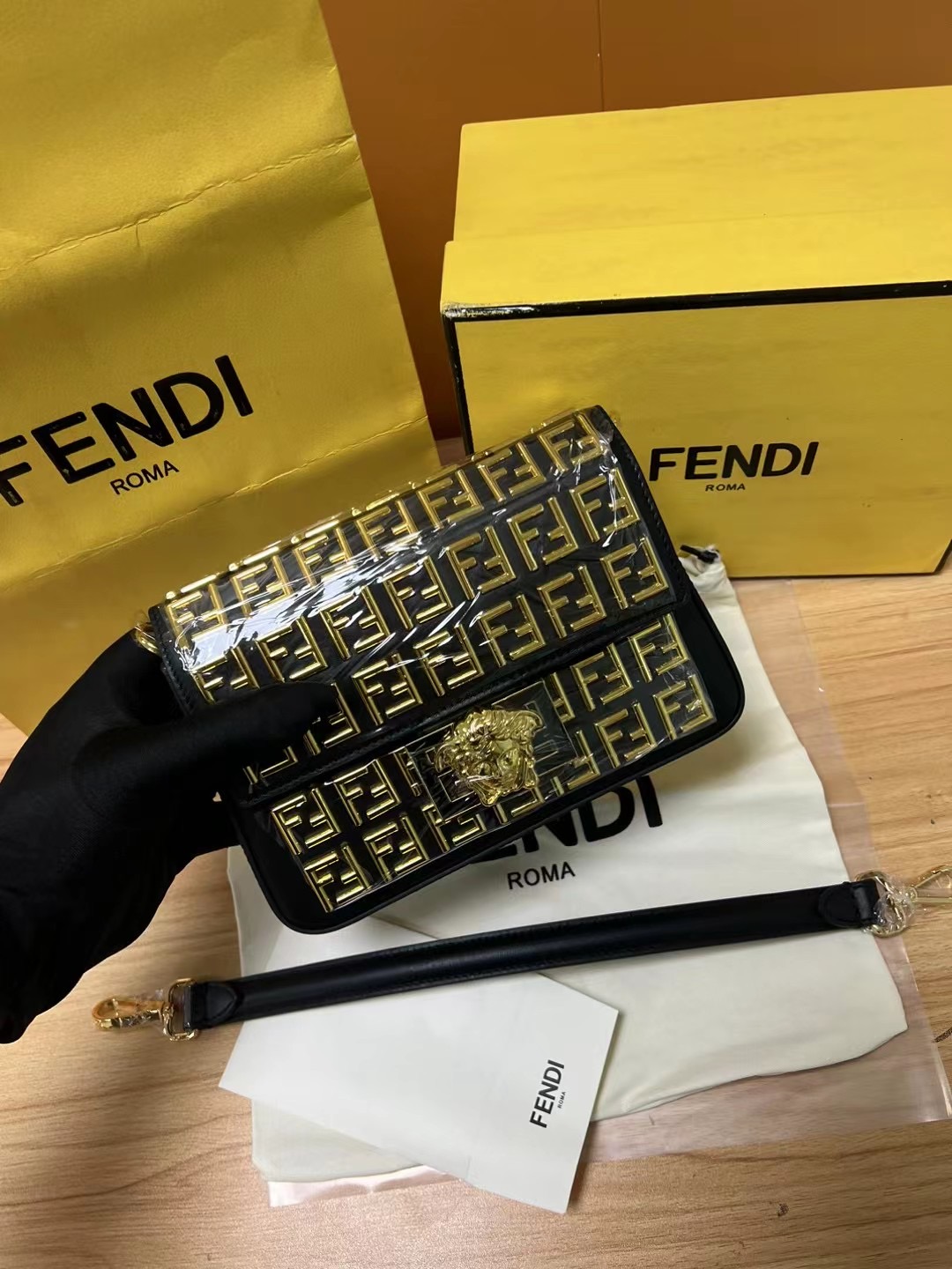 Fendi &Versace Chain Bag-20CM Fendi &Versace Chain Bag-20CM