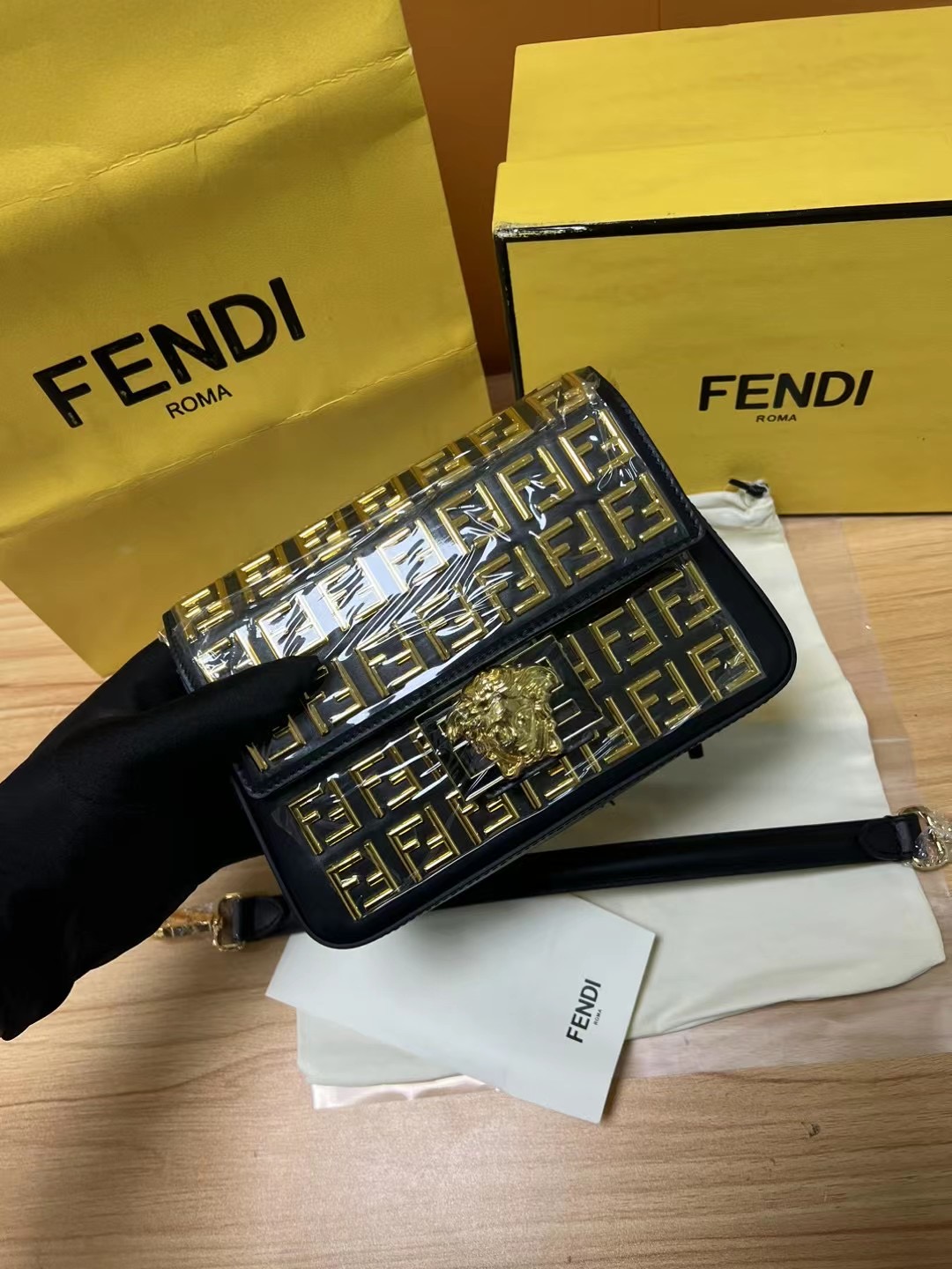 Fendi &Versace Chain Bag-20CM Fendi &Versace Chain Bag-20CM