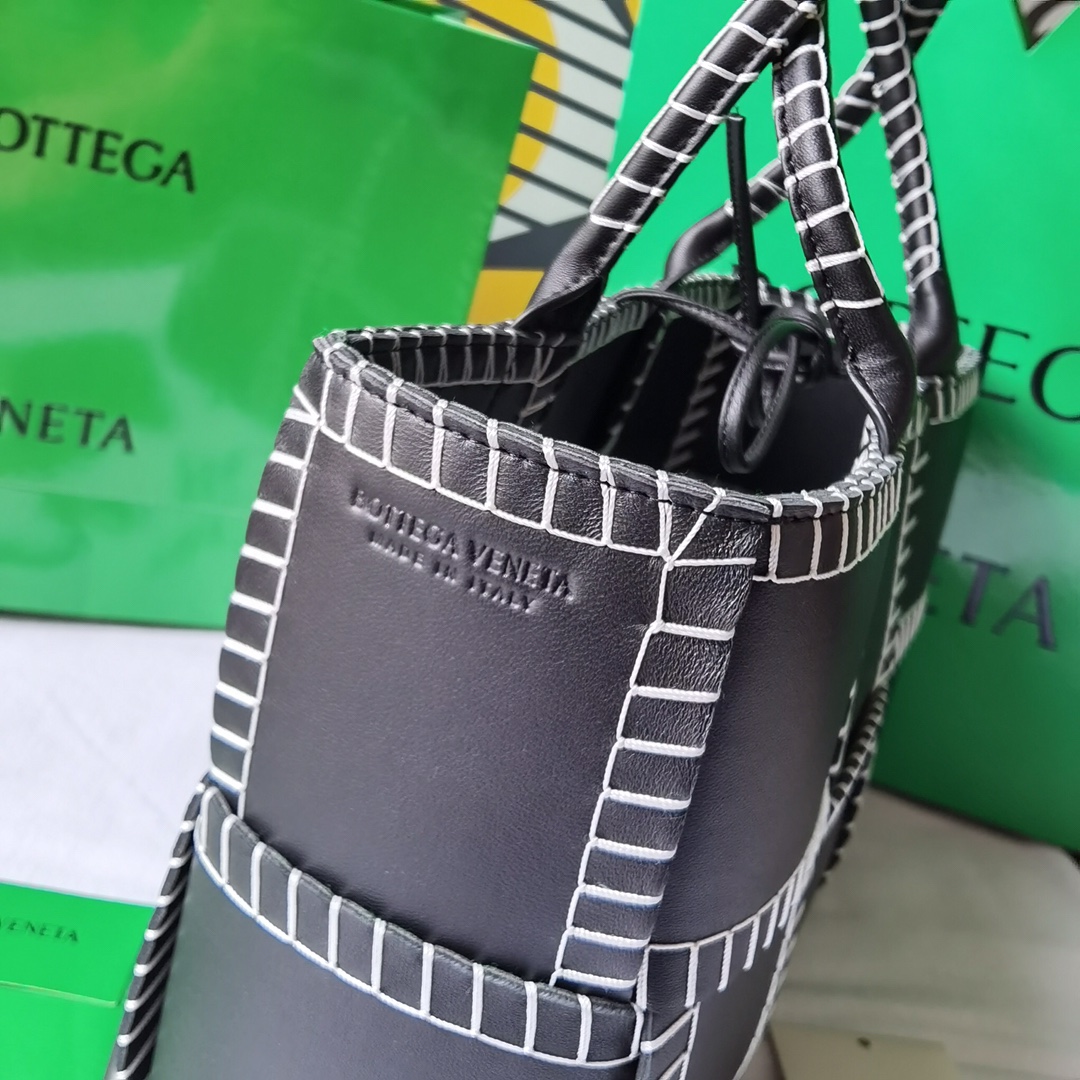 Bottega Arco Tote-30x20x11.5CM
