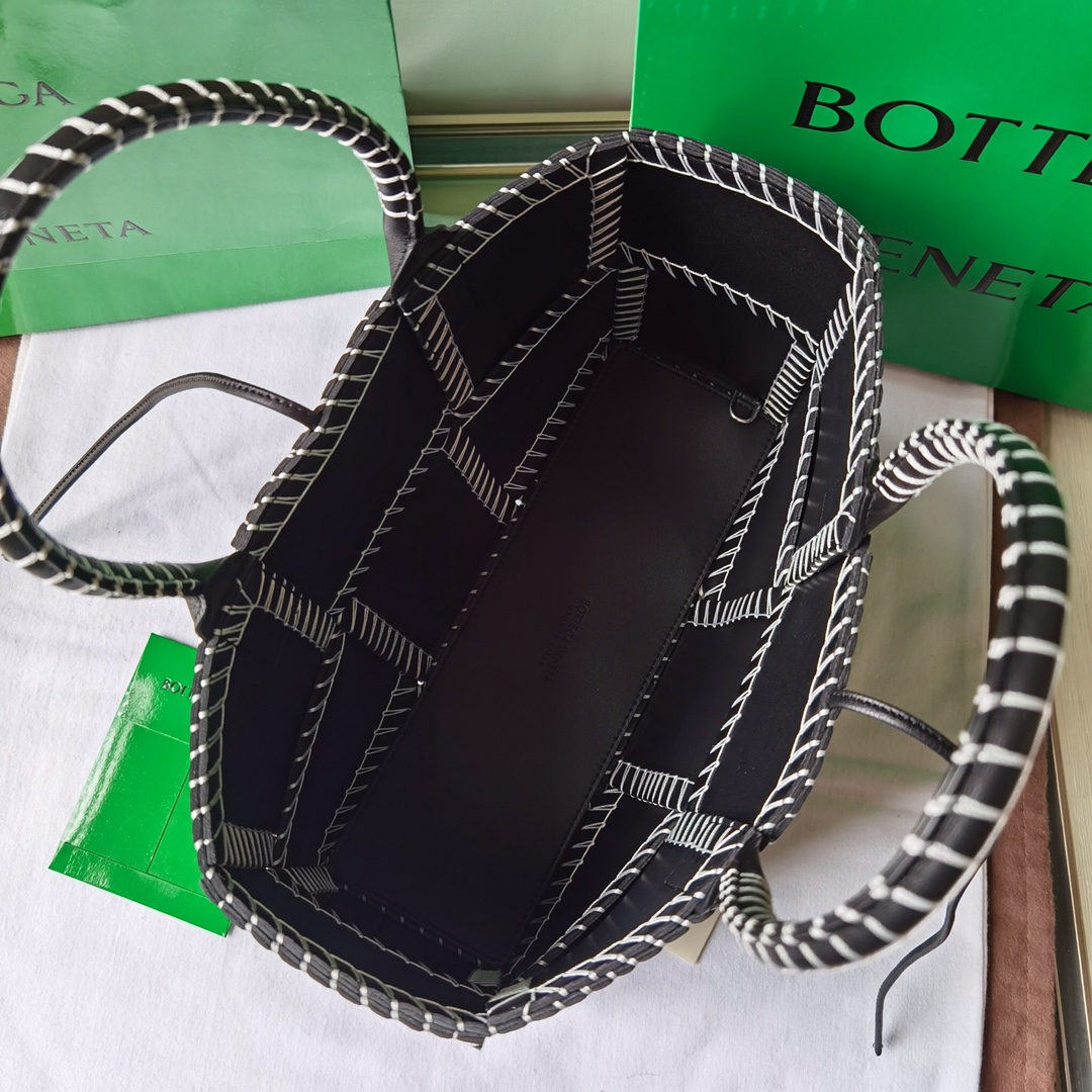 Bottega Arco Tote-30x20x11.5CM