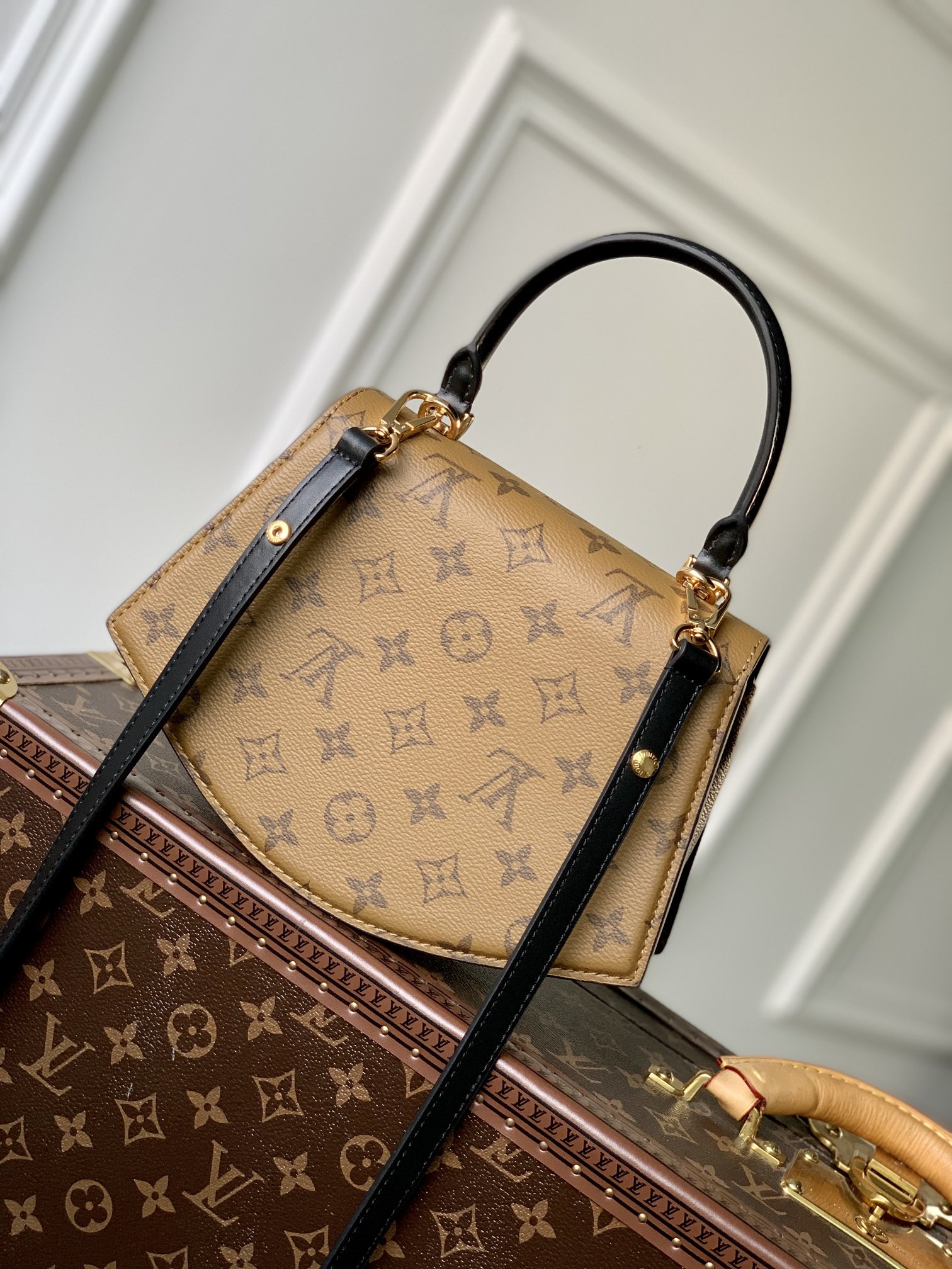 Louis Vuitton Vintage Bag-M46548-23.5*16.5*8CM