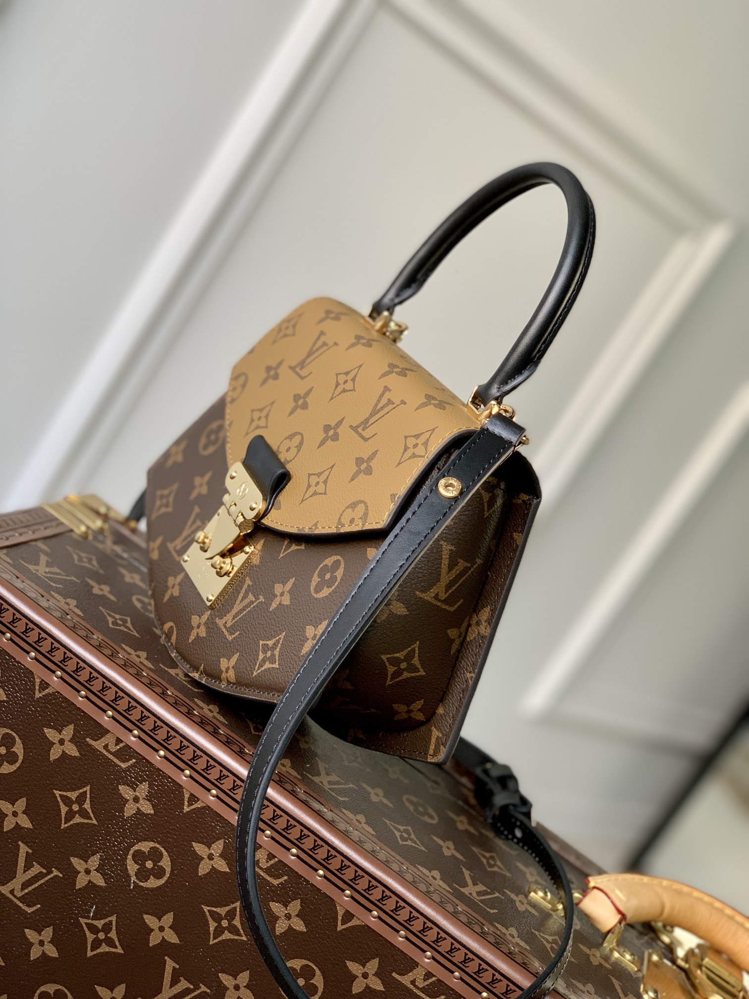 Louis Vuitton Vintage Bag-M46548-23.5*16.5*8CM