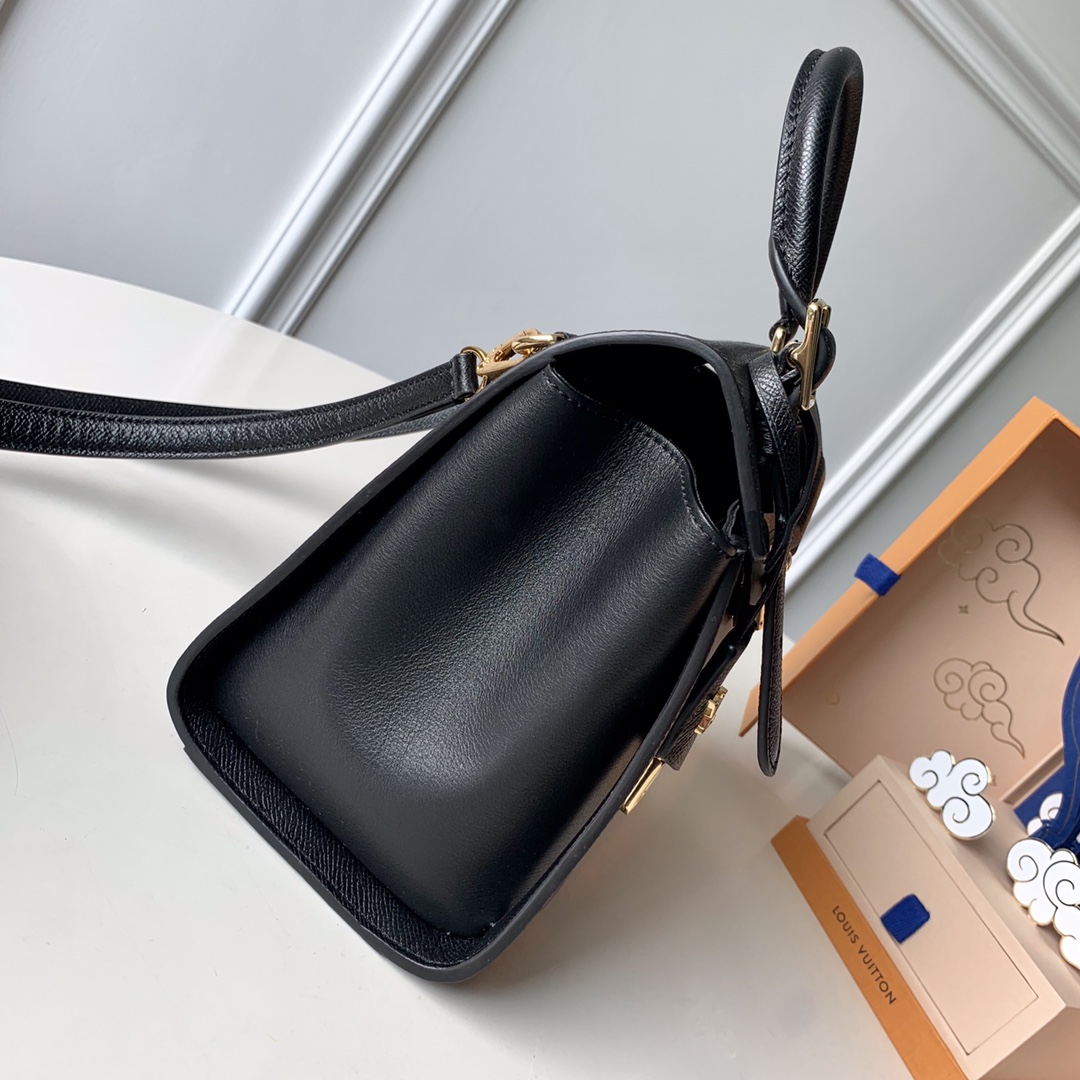 Louis Vuitton Arch Handbags-22*20*13CM