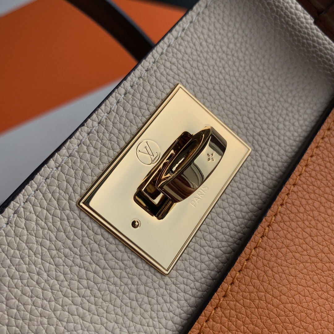 Louis Vuitton On My Side Tote Bag-M57728-31*25*14CM Louis Vuitton On My Side Tote Bag-M57728-31*25*14CM