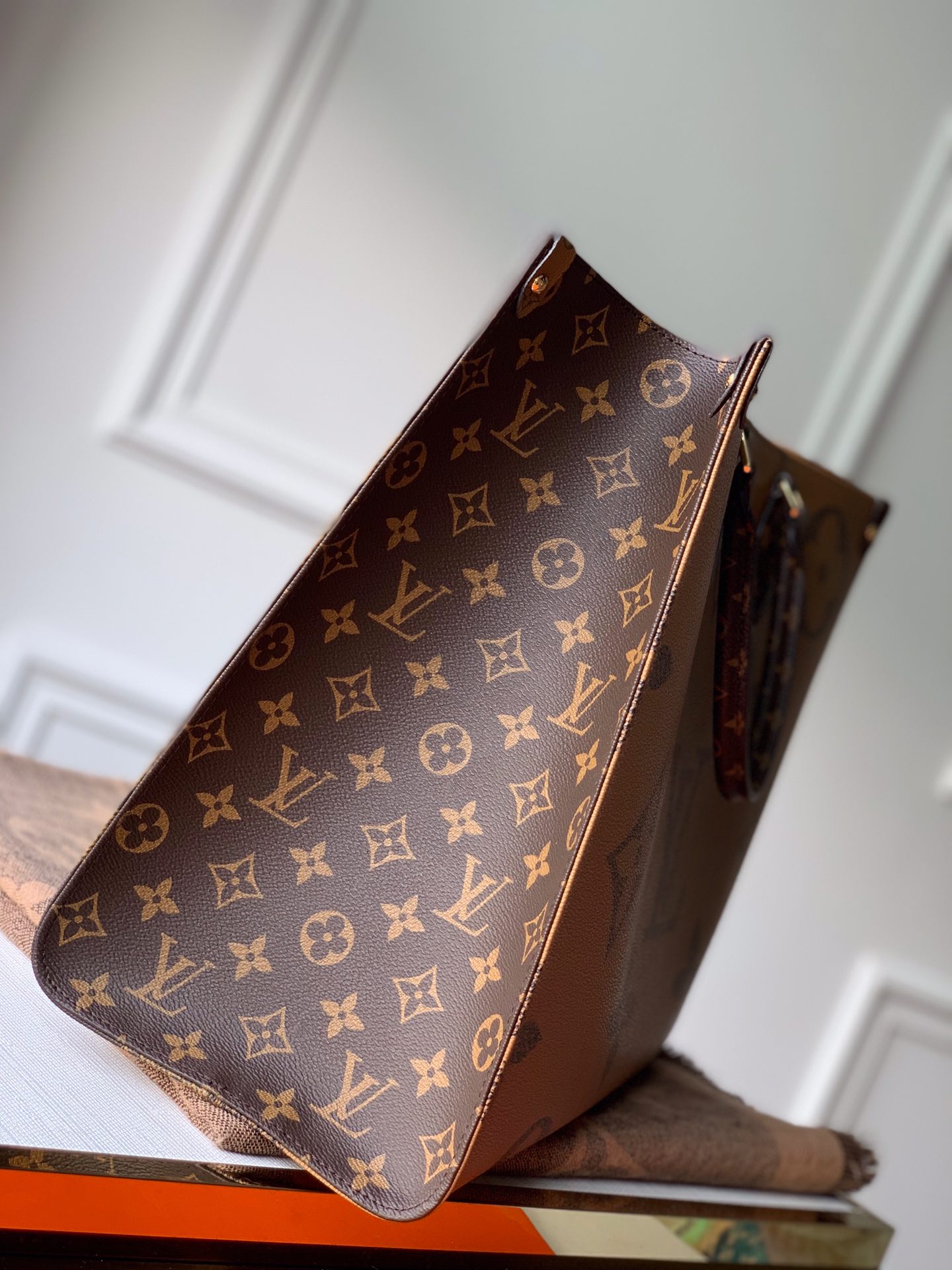 Louis Vuitton Onthego Handbag-41*34*19CM(Brown strap)
