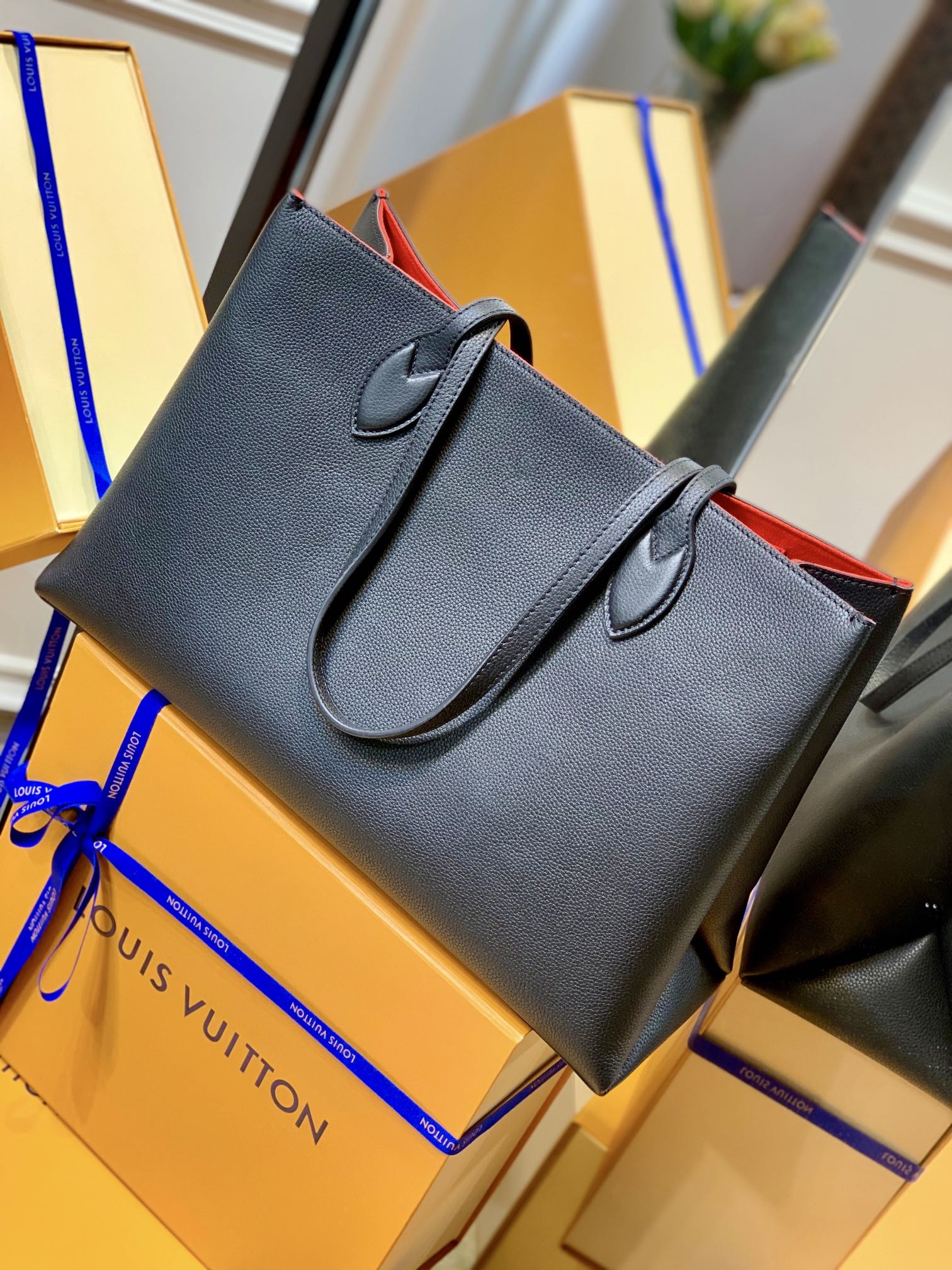 Louis Vuitton Lockme Handbags M57345-42*28*15CM Louis Vuitton Lockme Handbags M57345-42*28*15CM