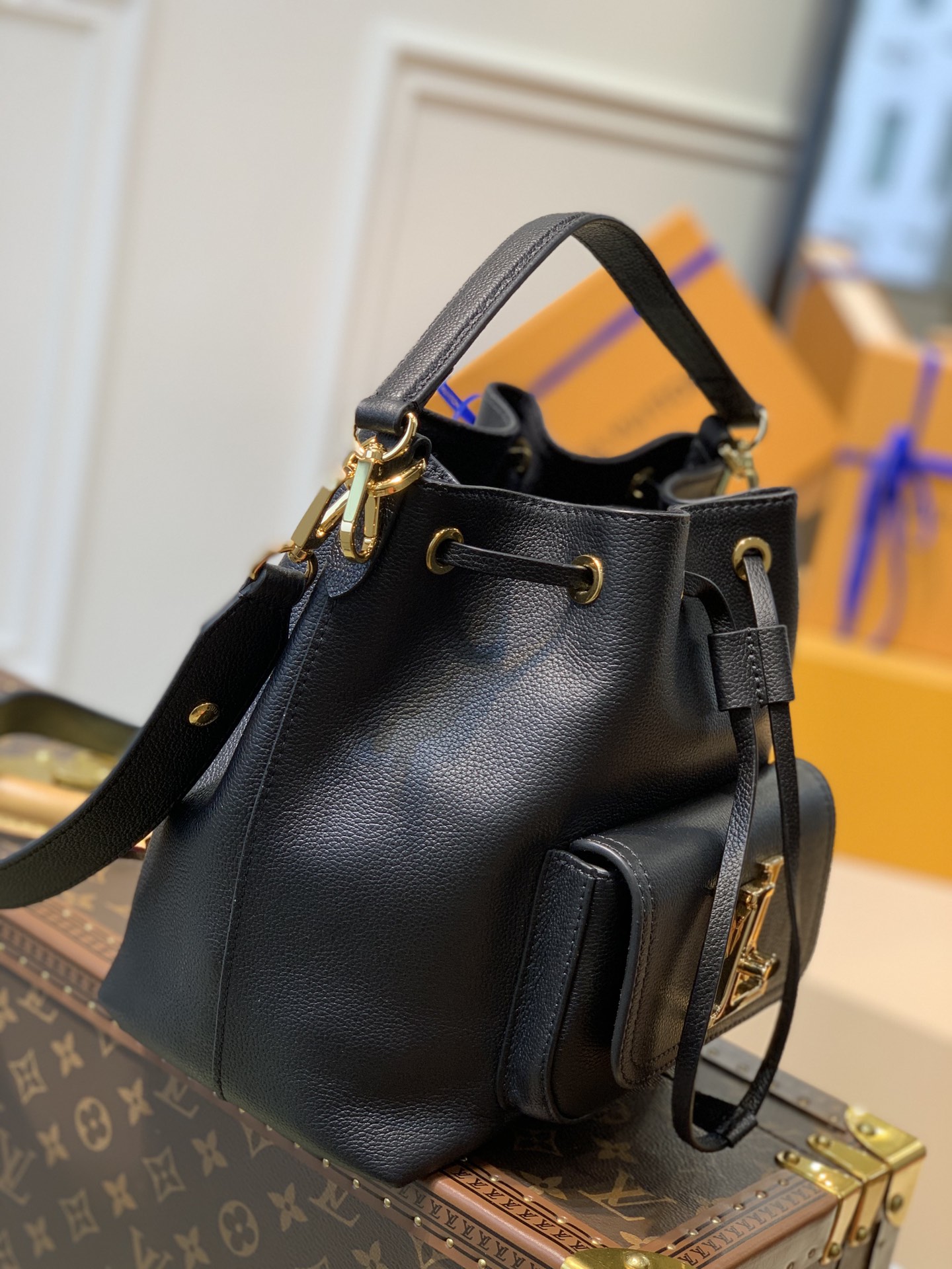 Louis Vuitton Lockme Bucket-20*13*22CM Louis Vuitton Lockme Bucket-20*13*22CM