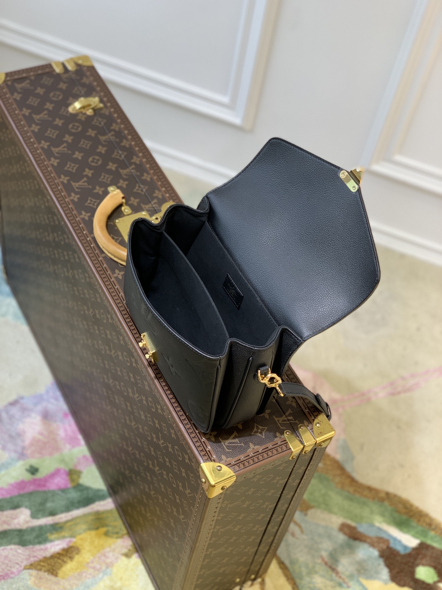 Louis Vuitton Pochette Metis Handbags-25*19*7CM