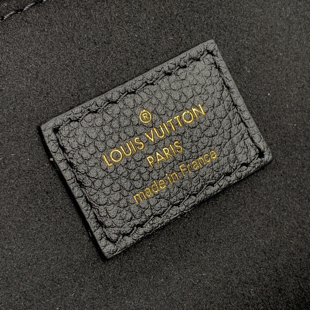 Louis Vuitton Pochette Metis Handbags-25*19*7CM