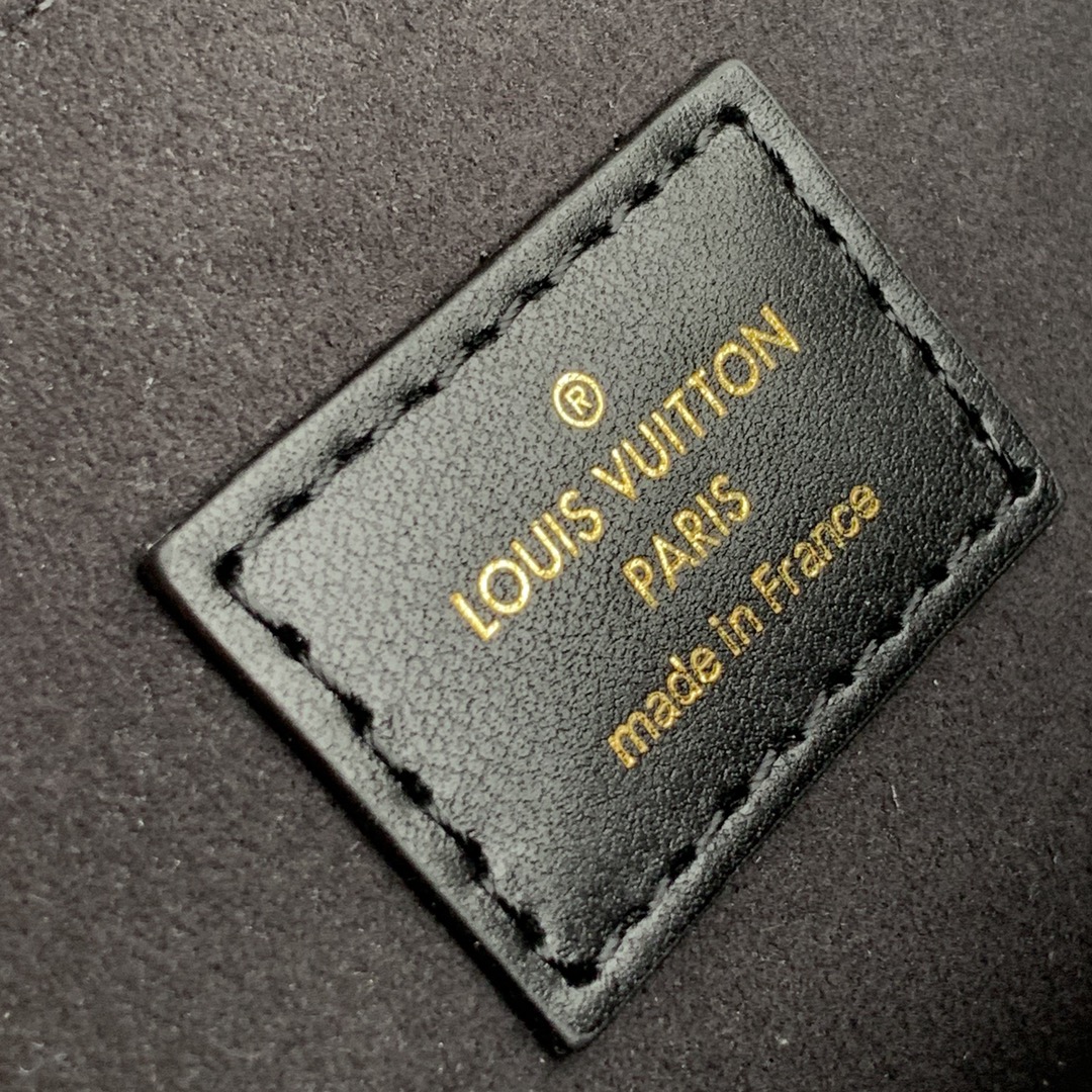 Louis Vuitton Pochette Metis Handbags-25*19*7CM