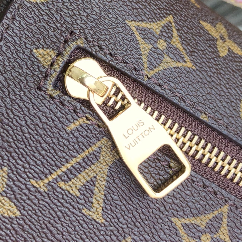 Louis Vuitton Pochette Metis Handbags-25*19*7CM