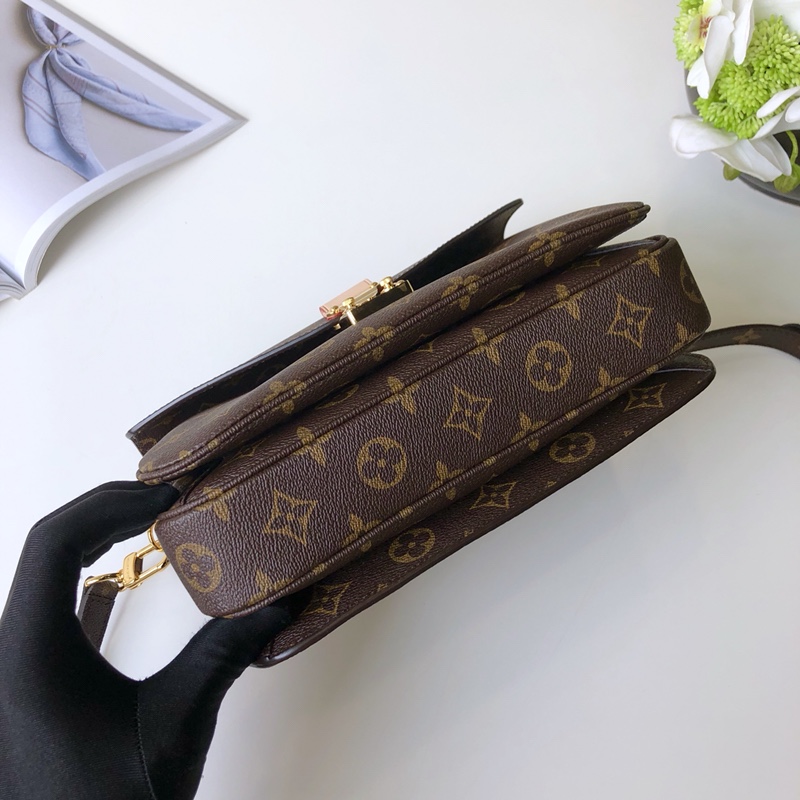 Louis Vuitton Pochette Metis Handbags-25*19*7CM