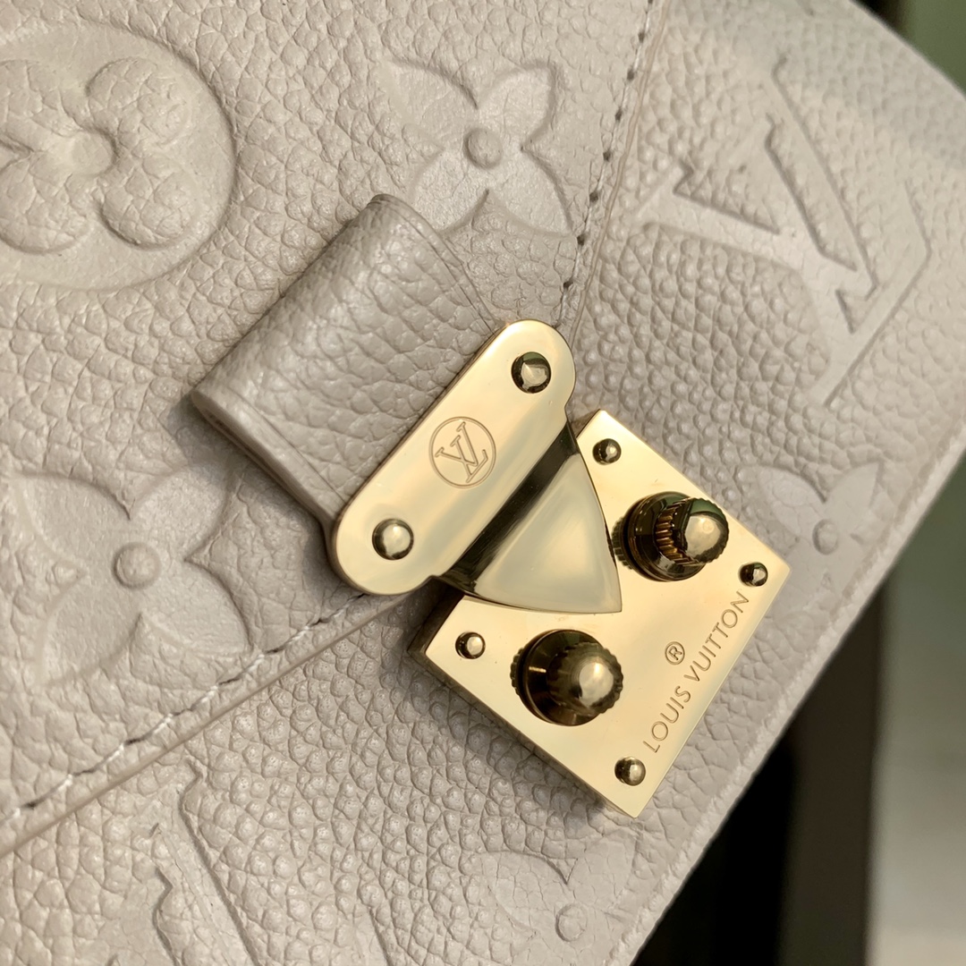 Louis Vuitton Micro Metis Handbags-14*11* 3.5 CM