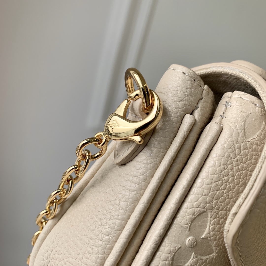Louis Vuitton Micro Metis Handbags-14*11* 3.5 CM