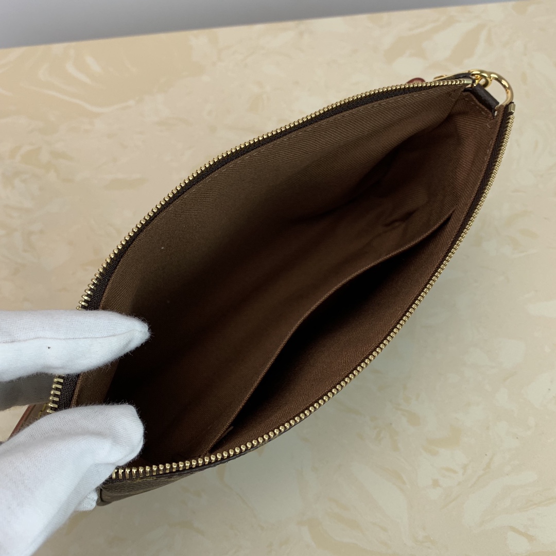Louis Vuitton Pochette Accessoires-21*13*3CM