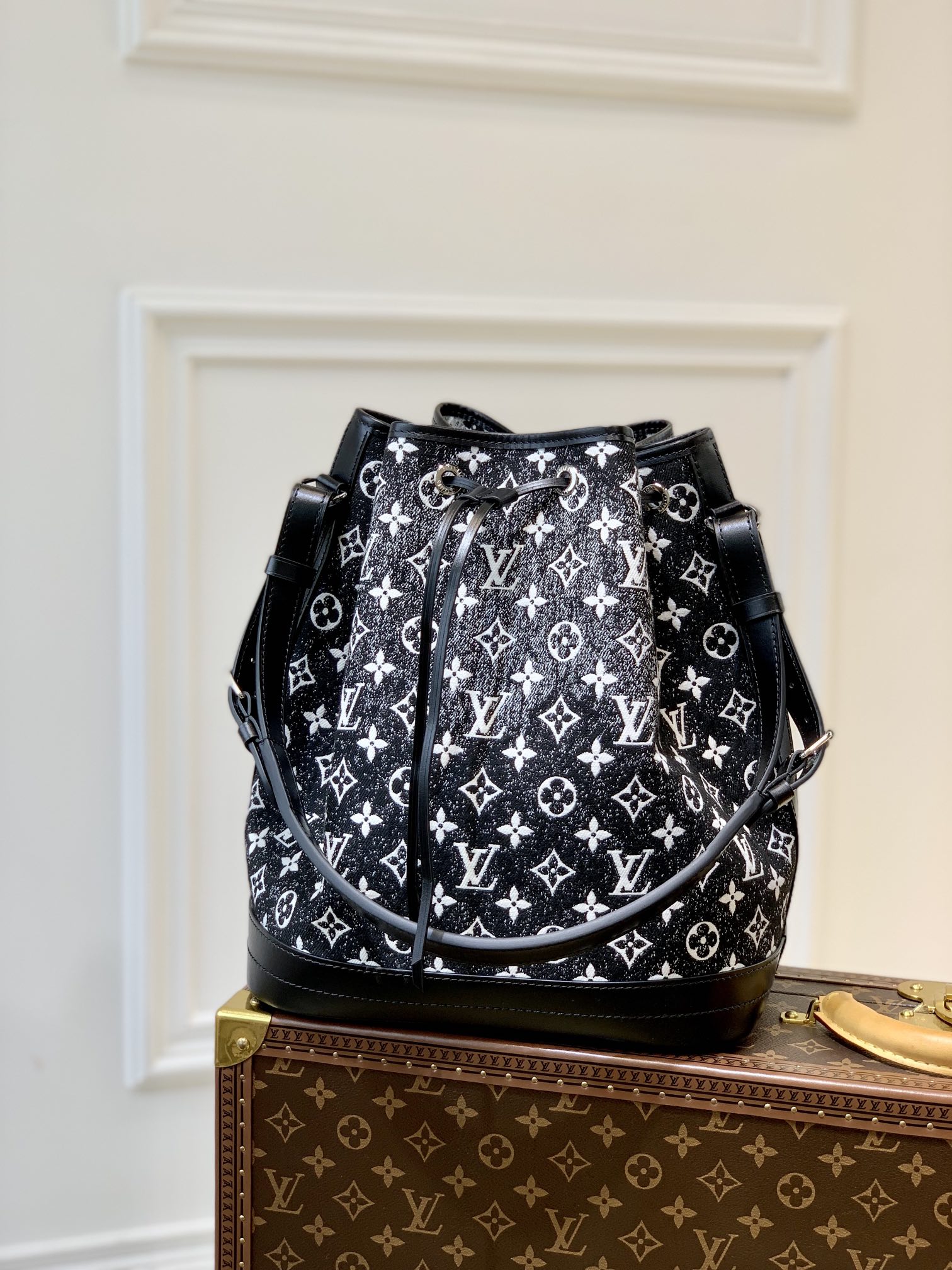 Louis Vuitton Petit Noé -25*28.5*20CM