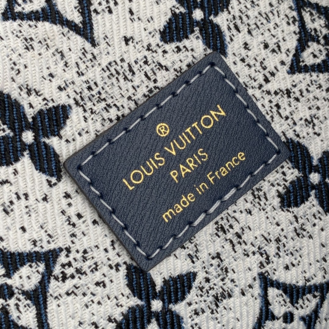 Louis Vuitton Petit Noé -25*28.5*20CM