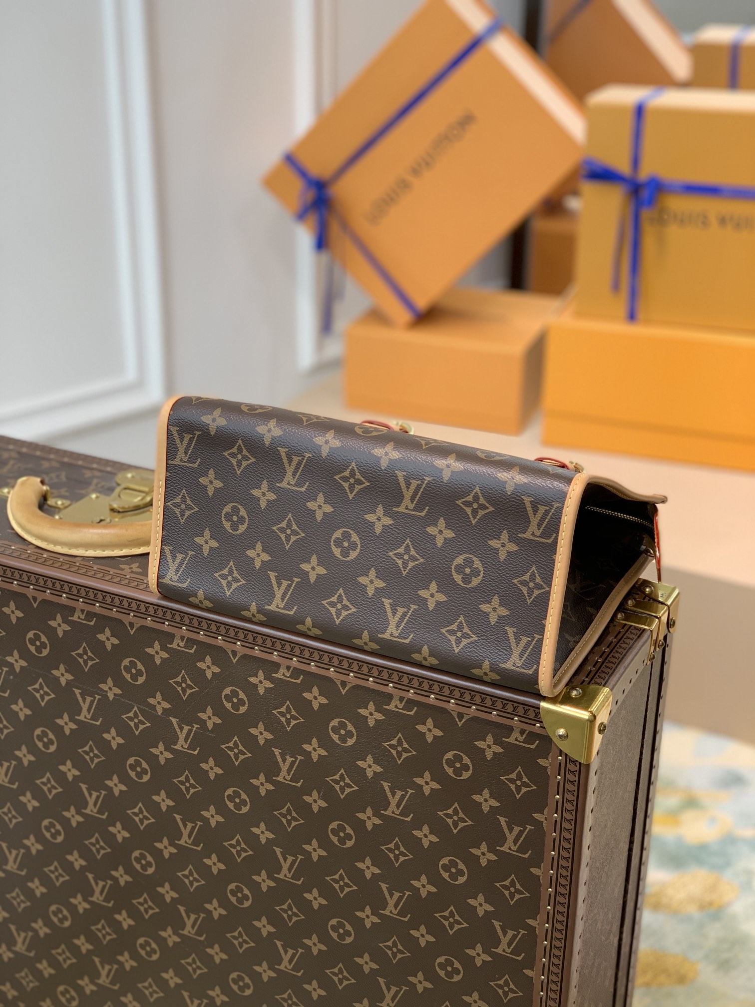 Louis Vuitton Néo Vntage Tote-M41023-27*13*23.5CM
