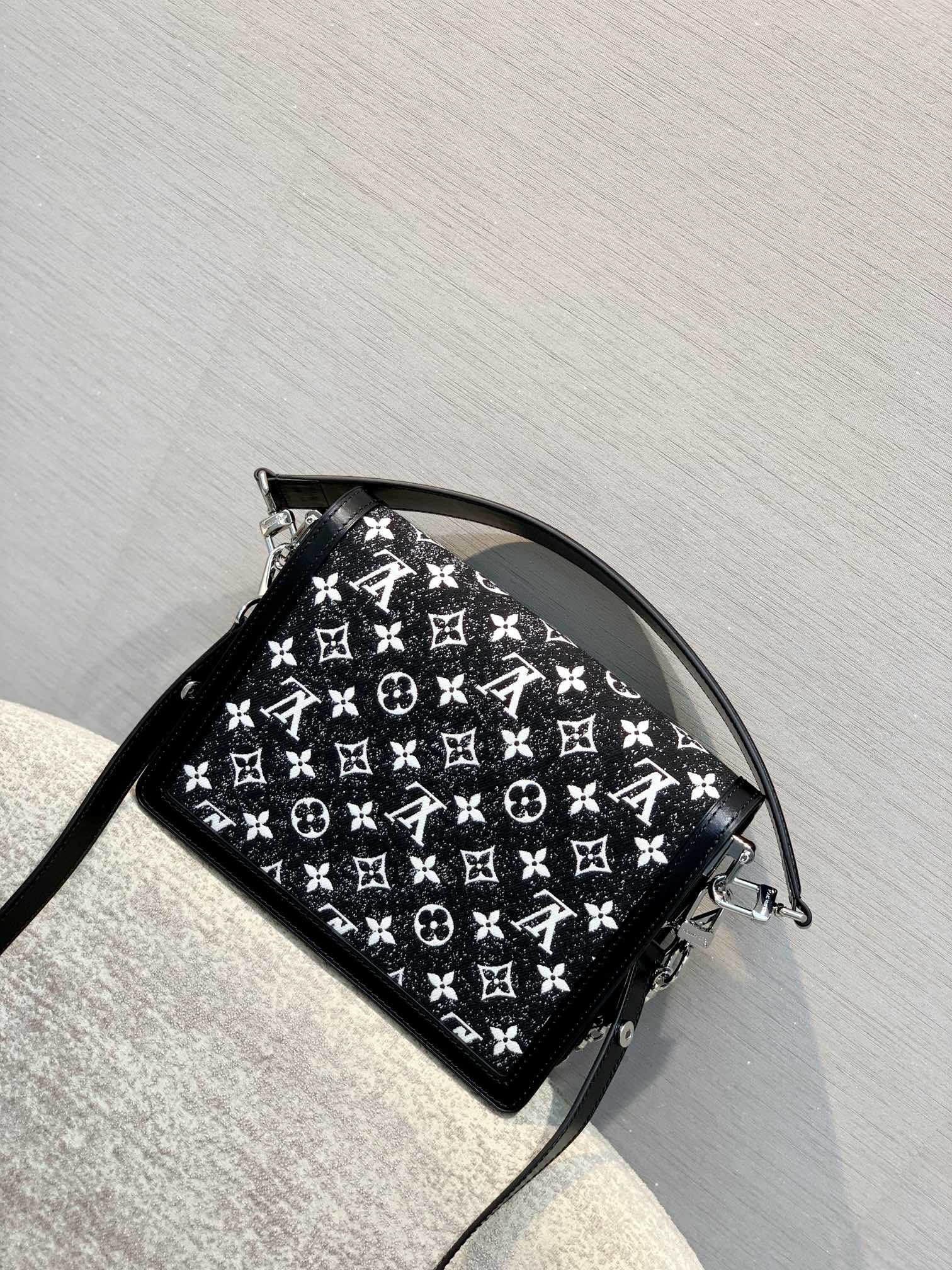 Louis Vuitton Dauphine-25*17*10.5CM Louis Vuitton Dauphine-25*17*10.5CM