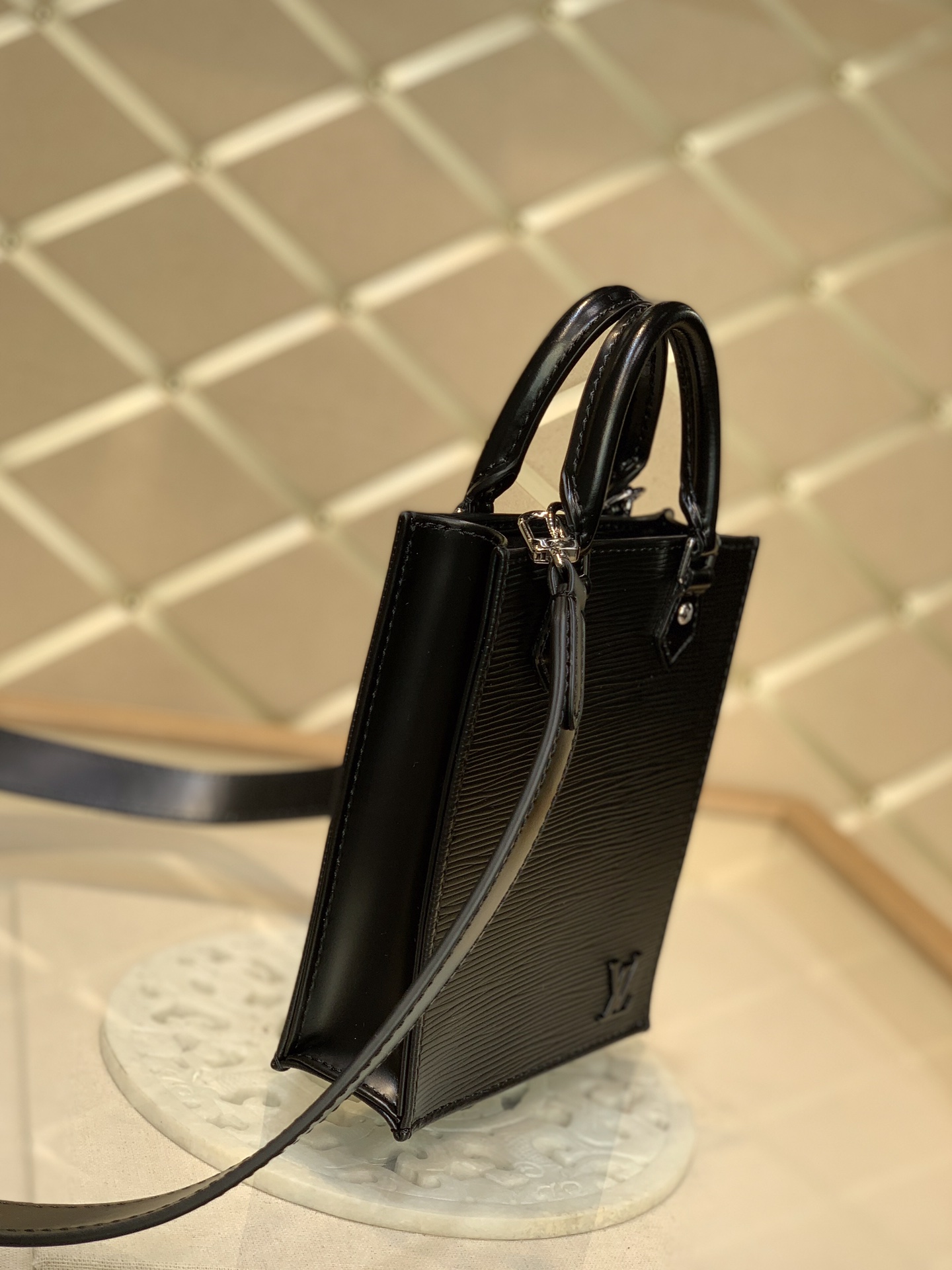 Louis Vuitton Petie Sac Plat Tote-17*14*5.5CM