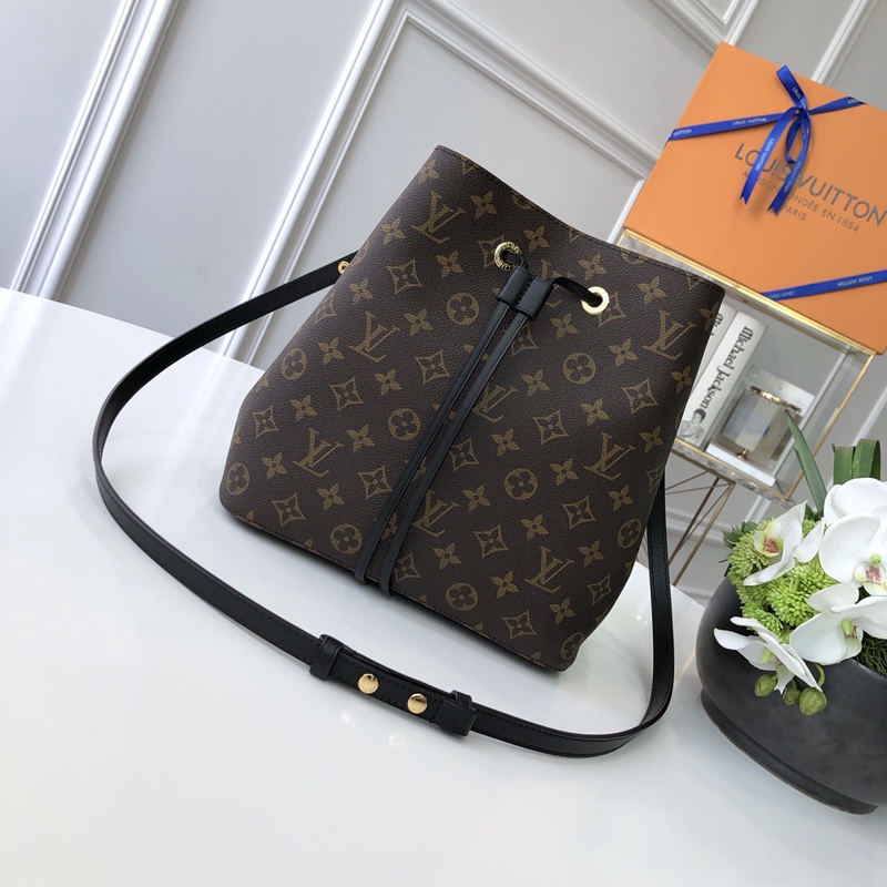 Louis Vuitton NéoNoé Bucket Bag -26X22X27CM