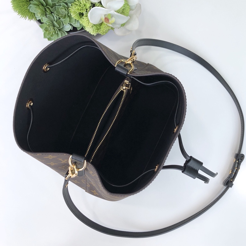 Louis Vuitton NéoNoé Bucket Bag -26X22X27CM