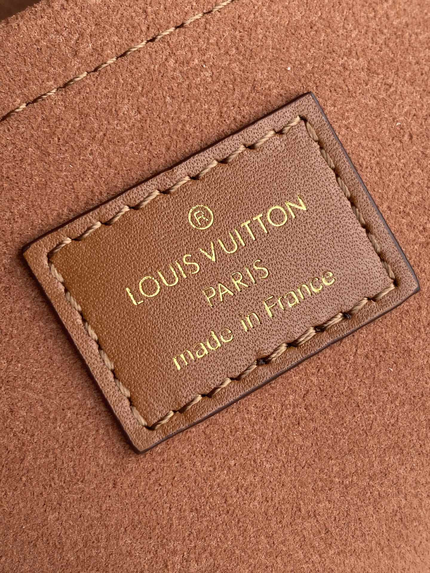Louis Vuitton Locky BB Bag -21* 17.0*8CM Louis Vuitton Locky BB Bag -21* 17.0*8CM