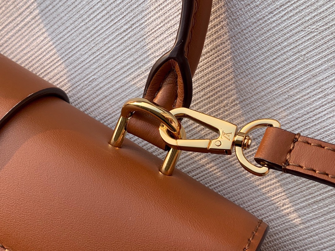 Louis Vuitton Locky BB Bag -21* 17.0*8CM Louis Vuitton Locky BB Bag -21* 17.0*8CM