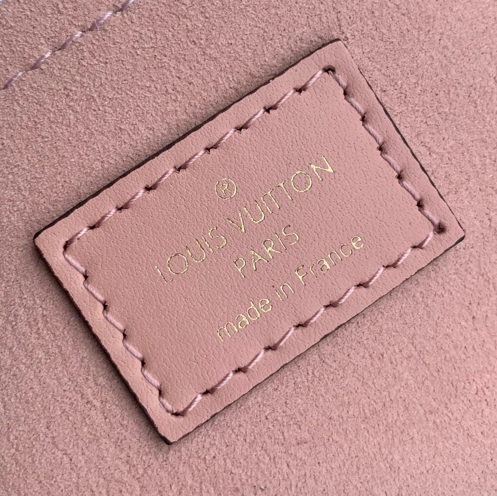 Louis Vuitton Locky BB Bag -21* 17.0*8CM Louis Vuitton Locky BB Bag -21* 17.0*8CM