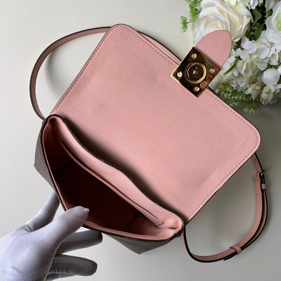 Louis Vuitton Locky BB Bag -21* 17.0*8CM Louis Vuitton Locky BB Bag -21* 17.0*8CM