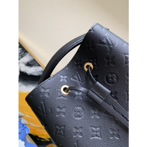 Louis Vuitton Wild at Heart NéoNoé Bucket Bag -26X22X27CM