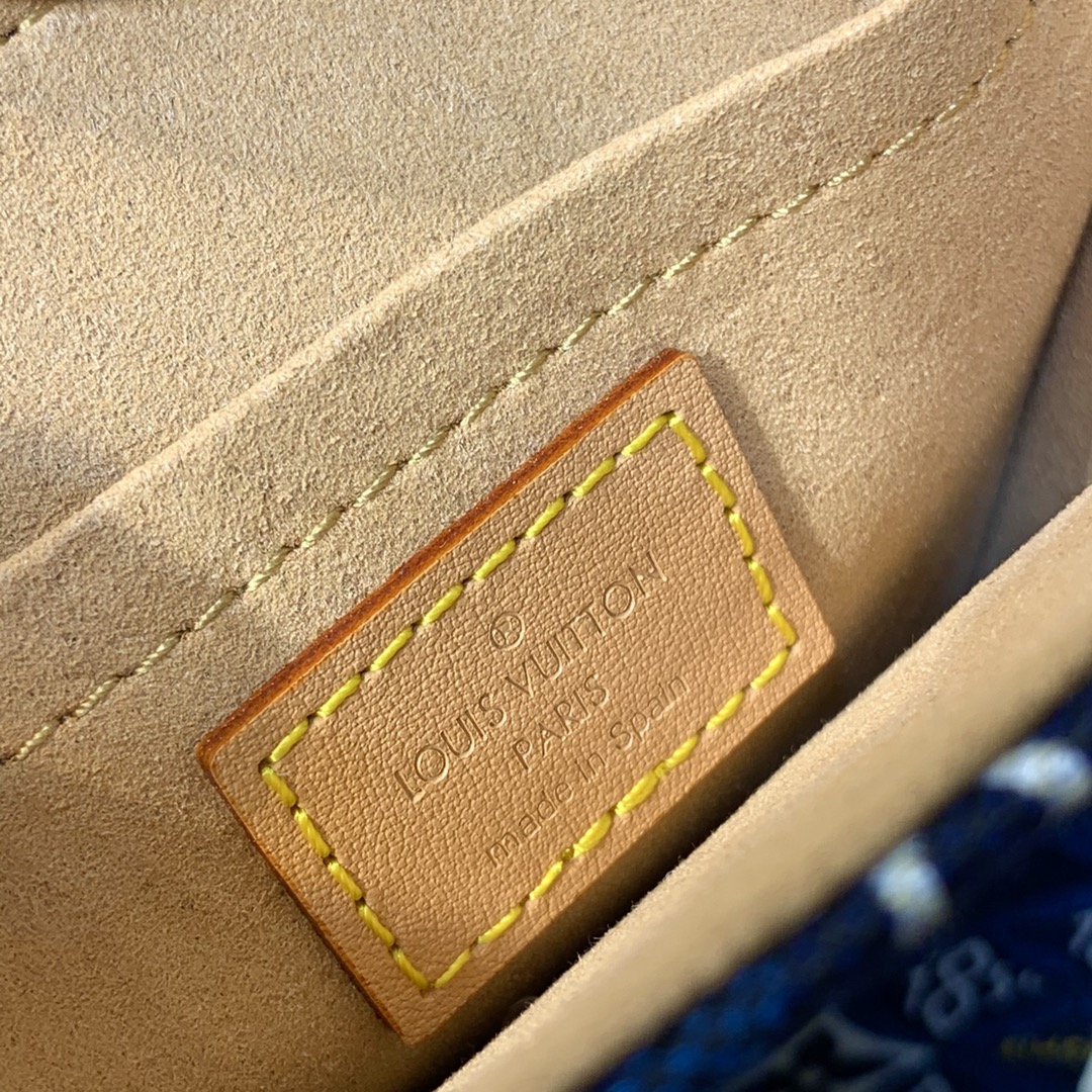Louis Vuitton Petie Sac Plat Tote-17*14*5.5CM Louis Vuitton Petie Sac Plat Tote-17*14*5.5CM