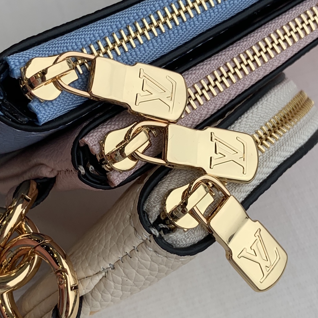 Louis Vuitton By The Pool Pouch-20*12*3CM