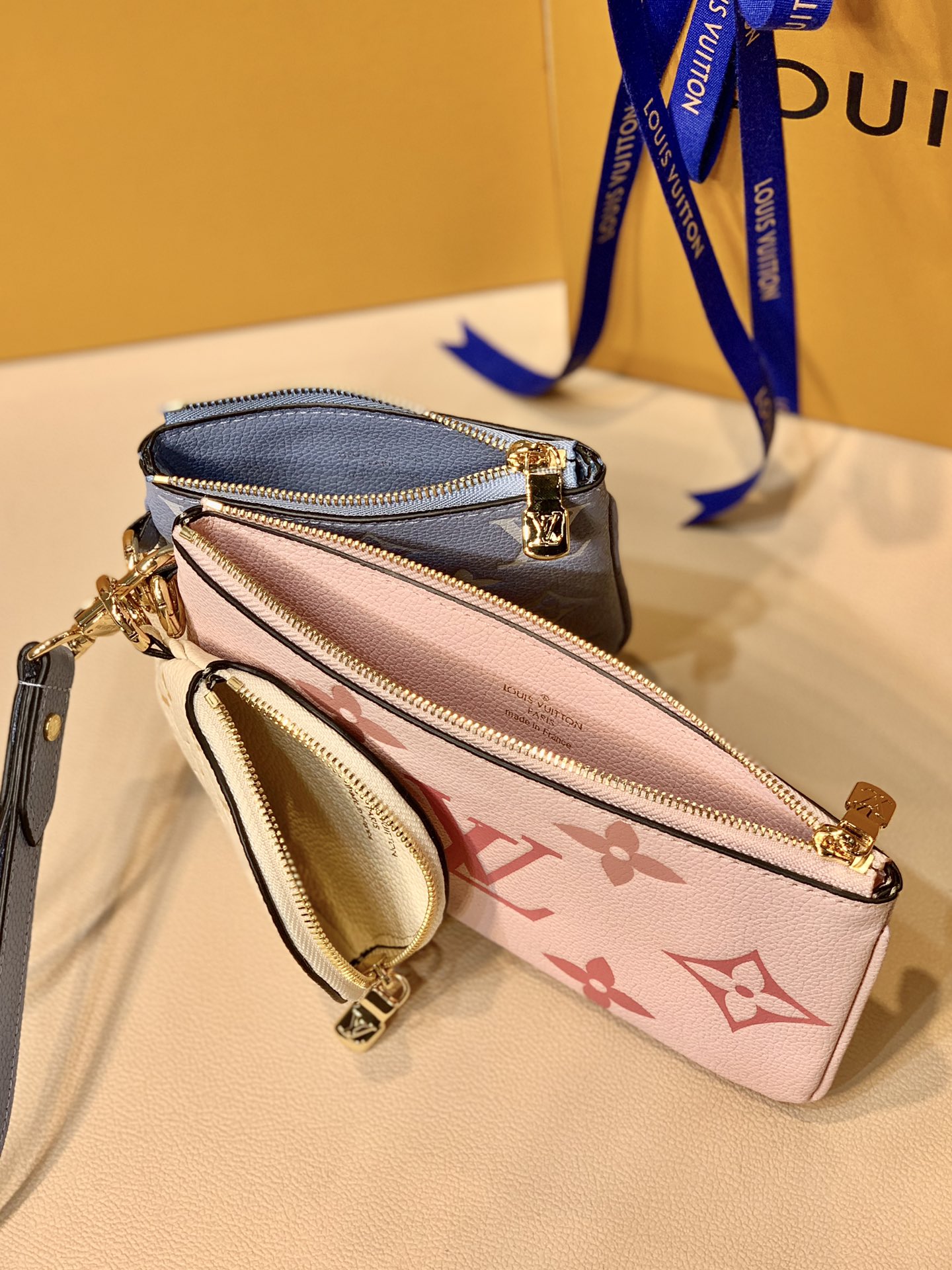 Louis Vuitton By The Pool Pouch-20*12*3CM
