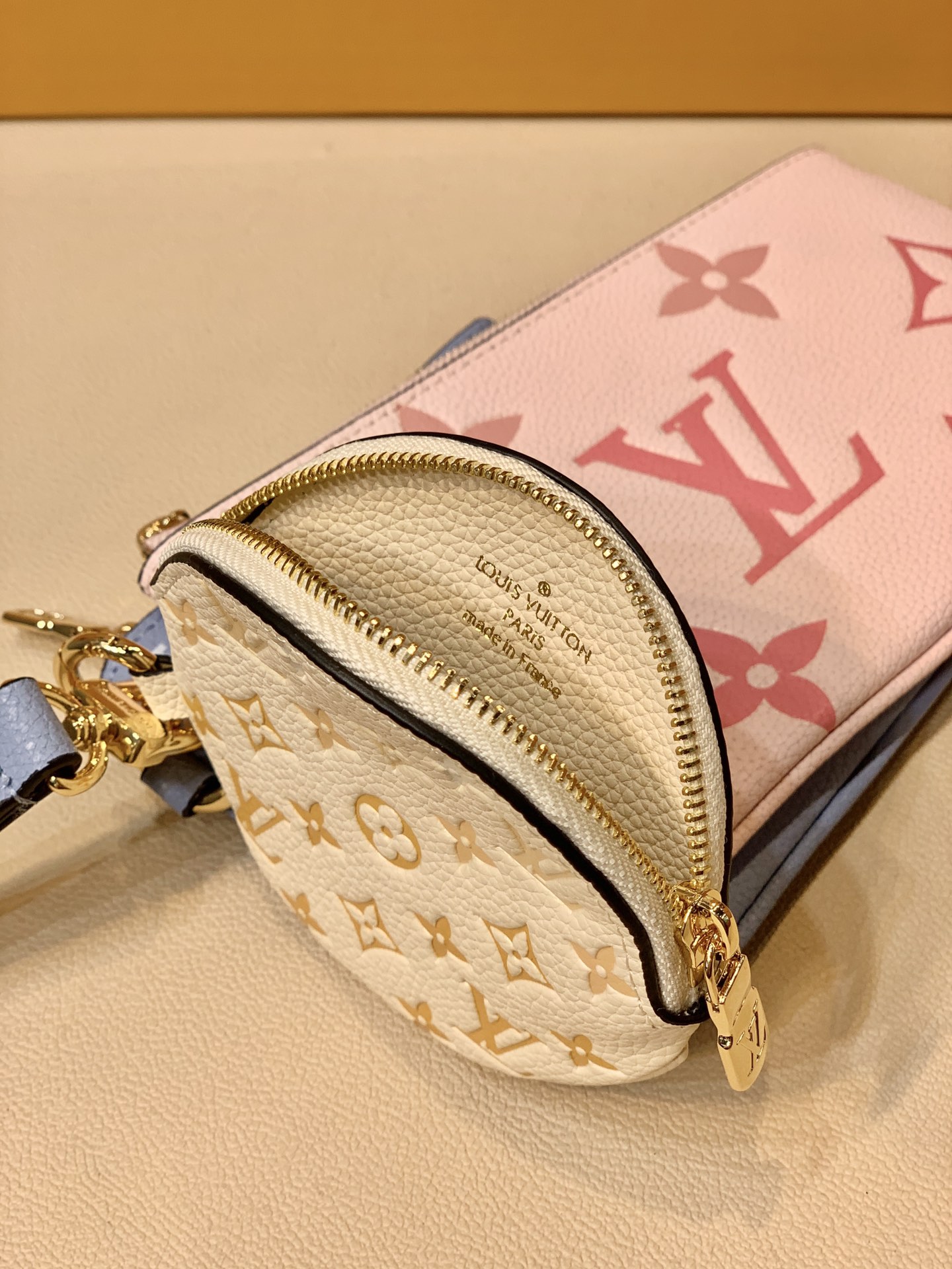 Louis Vuitton By The Pool Pouch-20*12*3CM