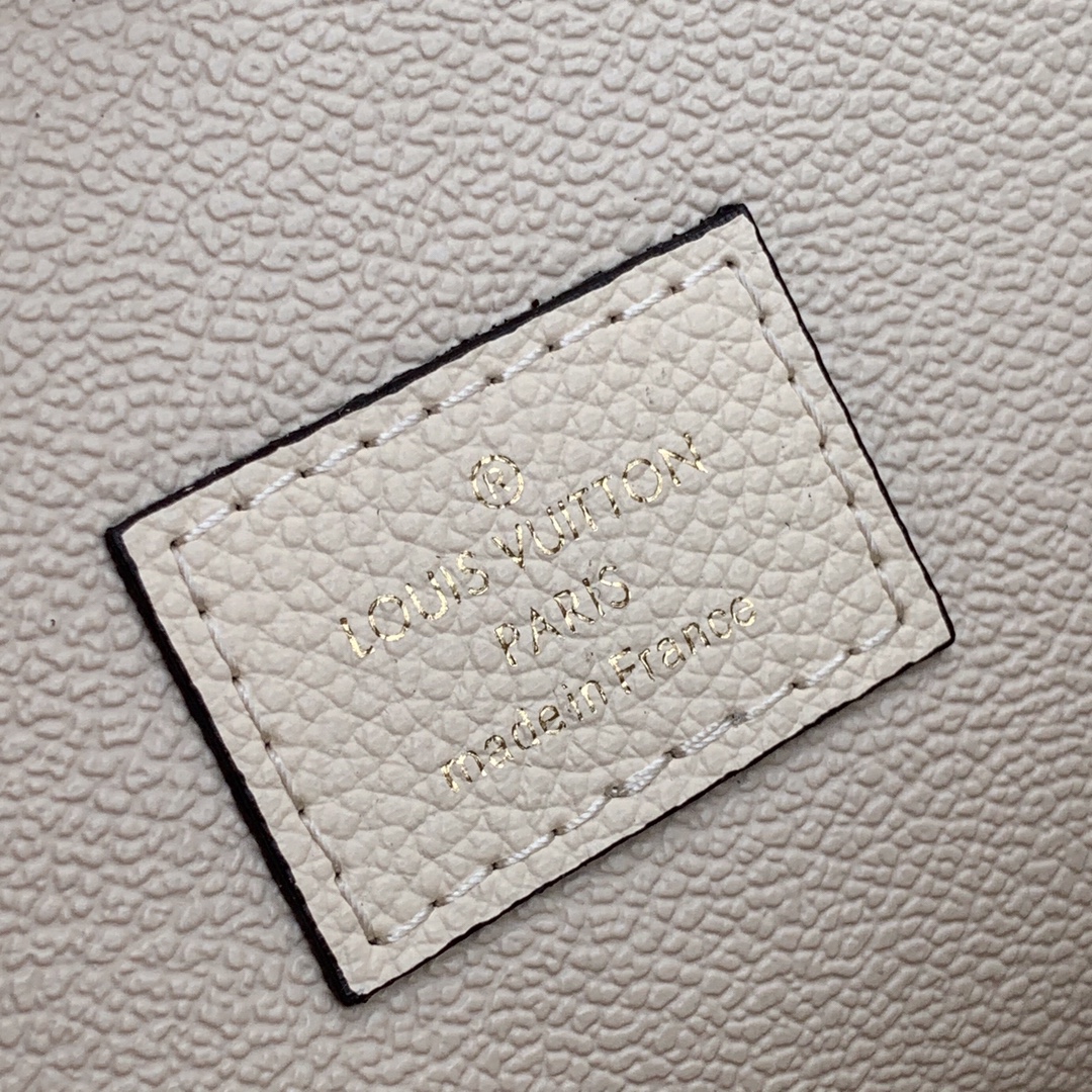 Louis Vuitton Toiletry Pouch 26-26*20*5CM Louis Vuitton Toiletry Pouch 26-26*20*5CM