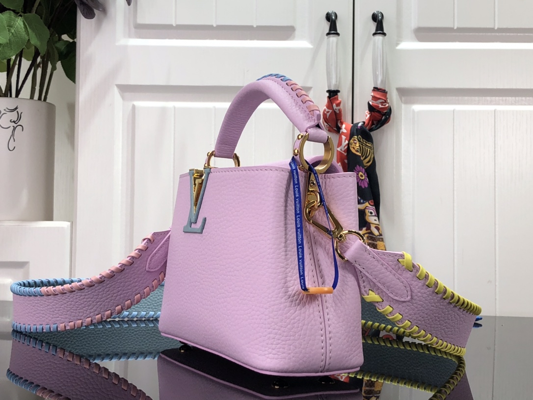 Louis Vuitton Capucines Bag-27*18*9CM