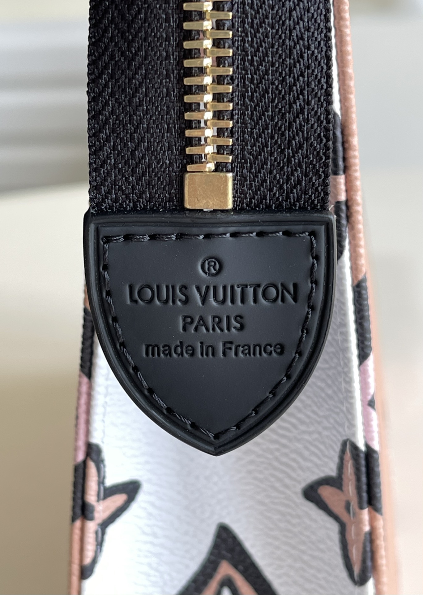 Louis Vuitton Wild at Heart Toiletry Pouch 26-26*20*5CM