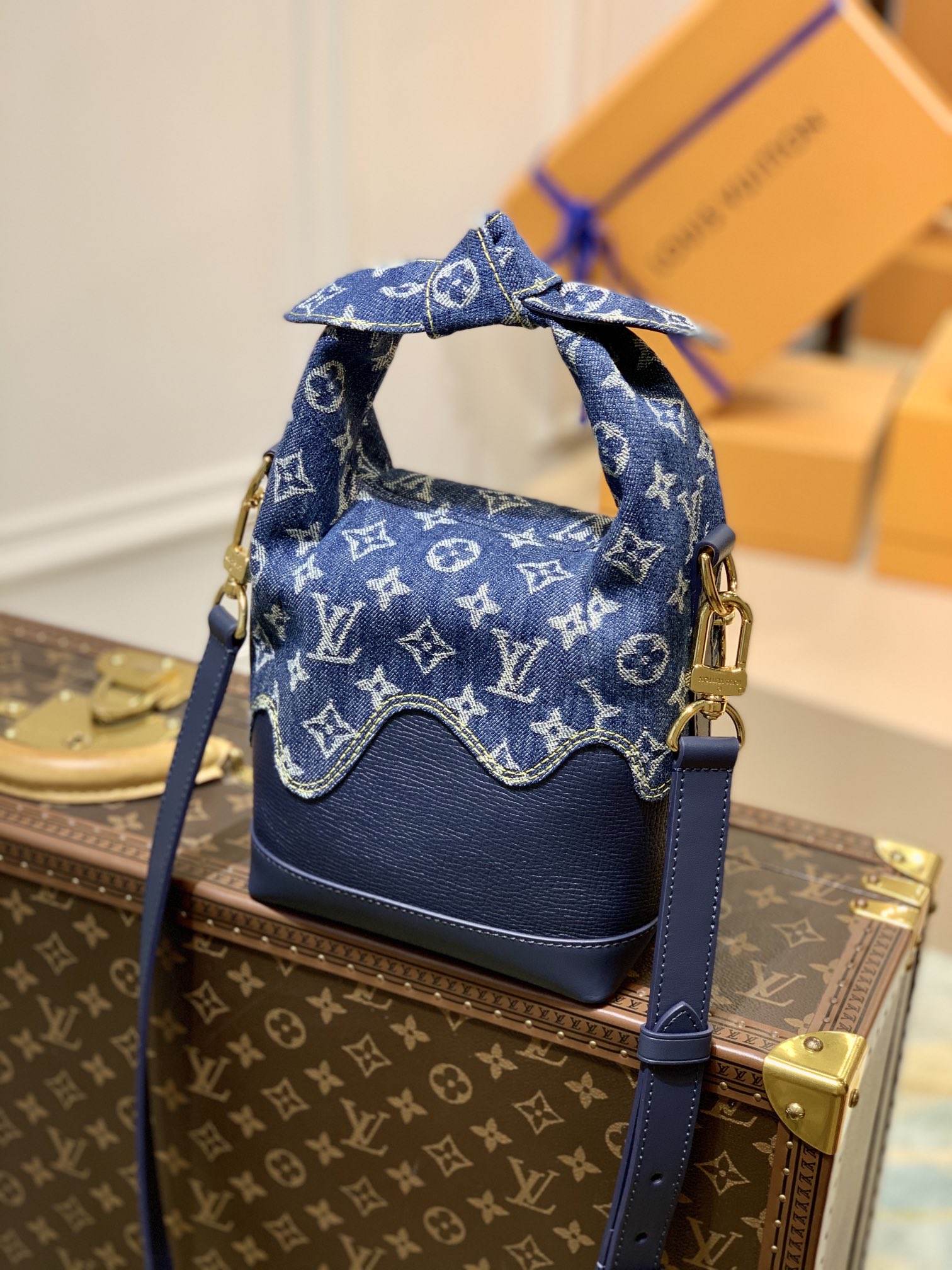 Louis Vuitton Japanese Cruiser Handbags-23*28*10 CM