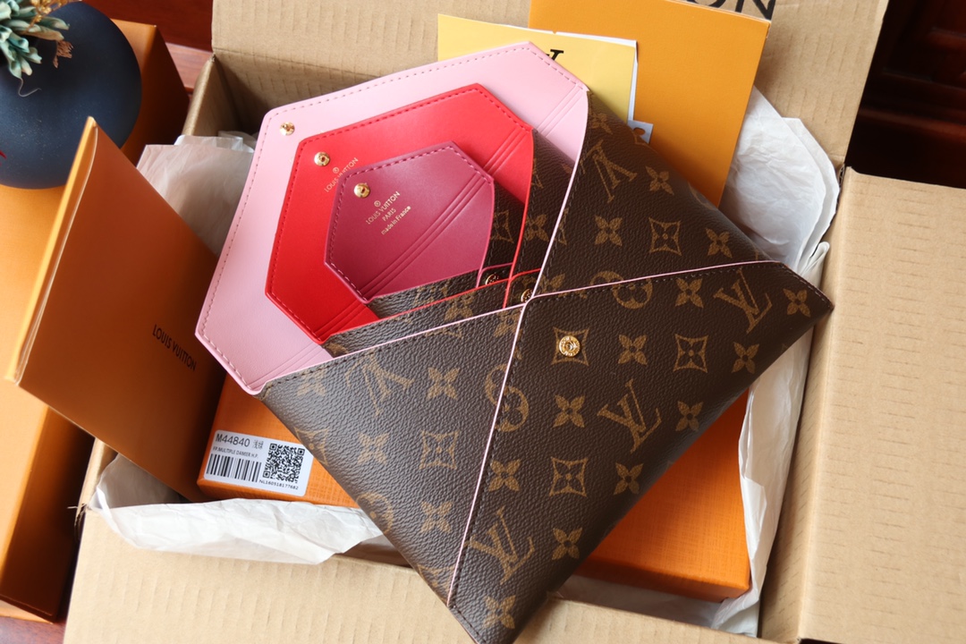 Louis Vuitton Pochette Kirigami Bag-15.5*11.5*0.5CM Louis Vuitton Pochette Kirigami Bag-15.5*11.5*0.5CM